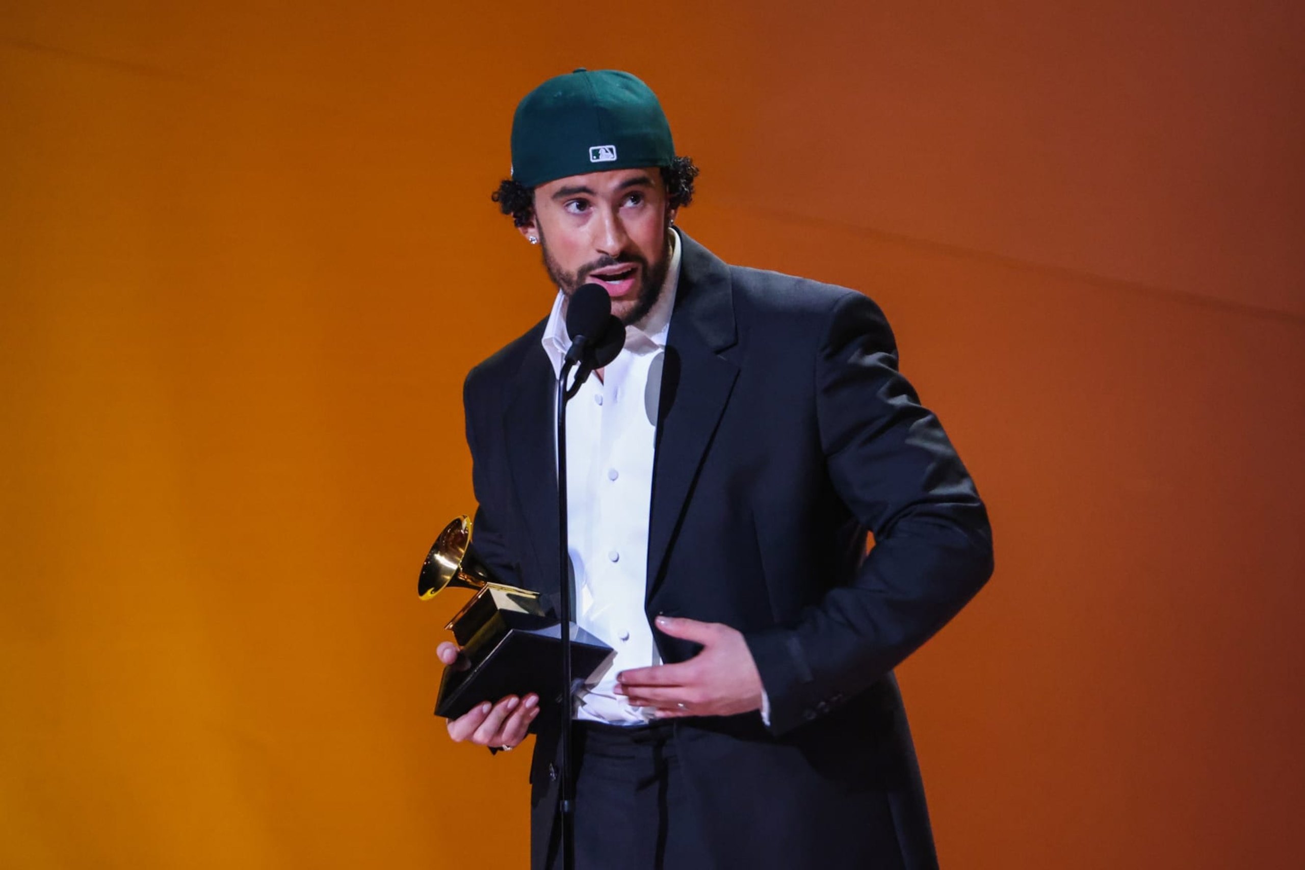 LOS ANGELES, CALIFORNIA FEBRUARY 5: 65th GRAMMY AWARDS Bad Bunny accepts the award for musica urbana album at the 65th Grammy Awards, held at the Crytpo.com Arena on February 5, 2023. -- (Photo by Robert Gauthier / Los Angeles Times via Getty Images) LOS ANGELES, CALIFORNIA FEBRUARY 5: 65th GRAMMY AWARDS Bad Bunny accepts the award for musica urbana album at the 65th Grammy Awards, held at the Crytpo.com Arena on February 5, 2023. -- (Photo by Robert Gauthier / Los Angeles Times via Getty Images)