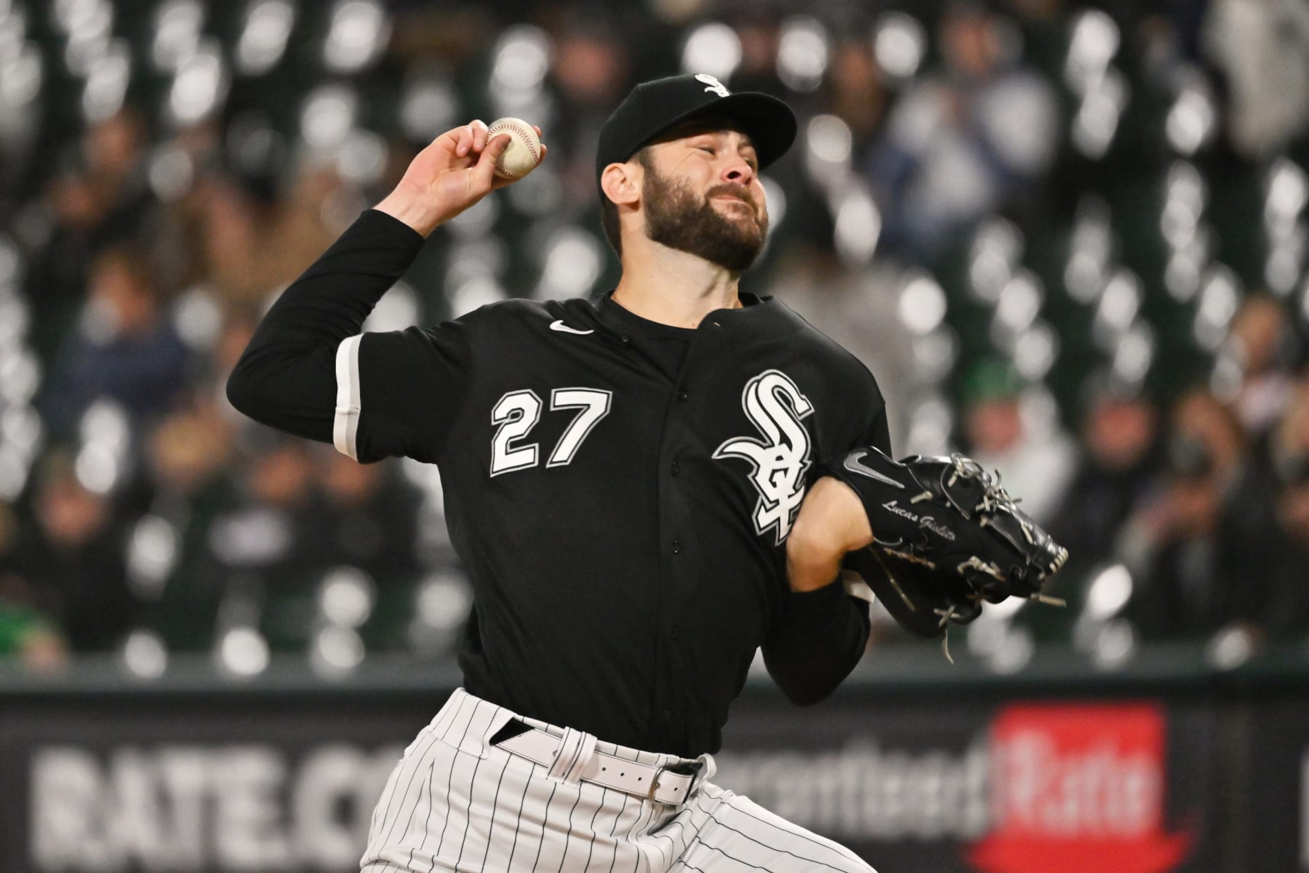 CHICAGO, IL - SEPTEMBER 23:  Lucas Giolito #27 of the Chicago White Sox pitches against the Detroit Tigers at Guaranteed Rate Field on September 23, 2022 in Chicago, Illinois.  (Photo by Jamie Sabau/Getty Images)