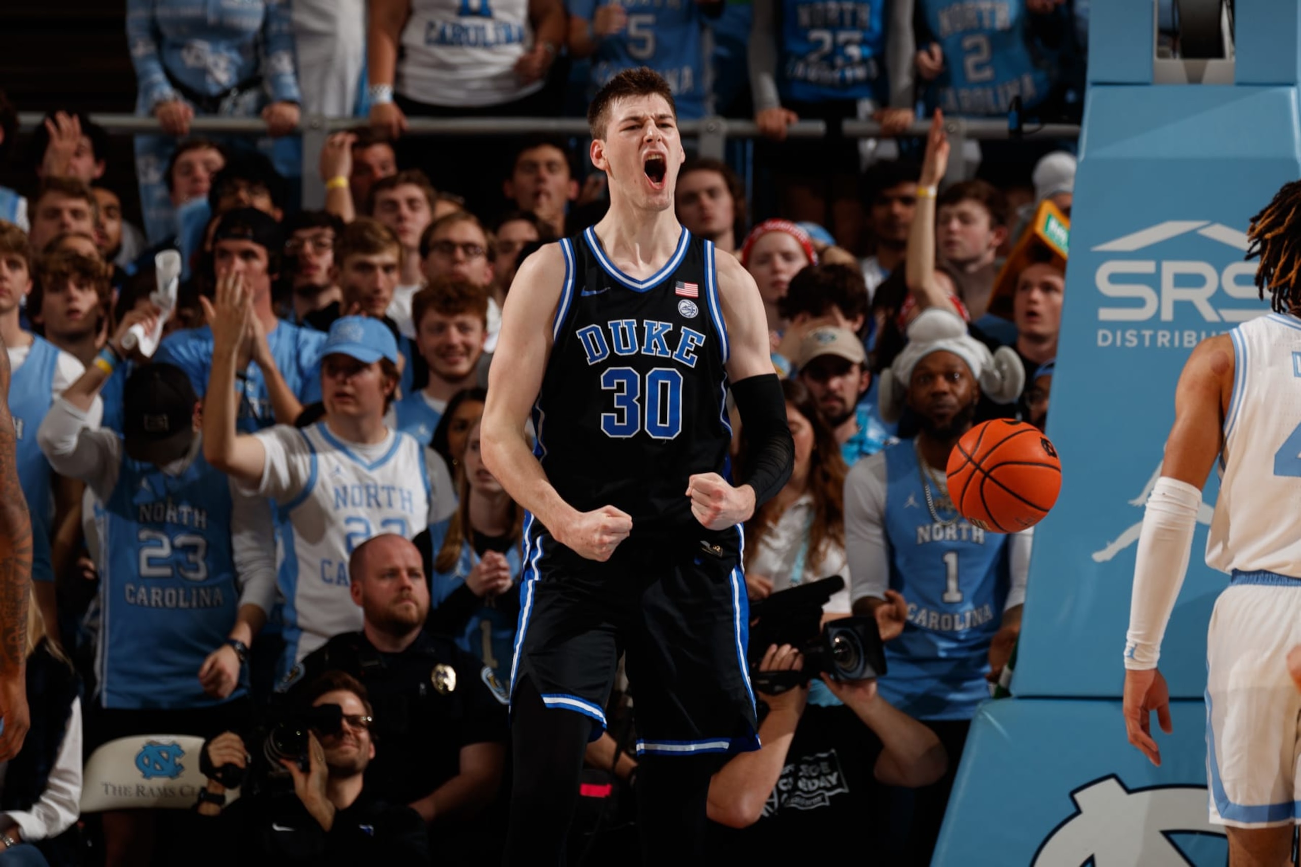 CHAPEL HILL, NC - MARCH 04: Duke Blue Devils center Kyle Filipowski #30 celebrates during a game against the North Carolina Tar Heels on March 04, 2023 at the Dean Smith Center in Chapel Hill, North Carolina. Duke won 62-57. (Photo by Peyton Williams/UNC/Getty Images) CHAPEL HILL, NC - MARCH 04: Duke Blue Devils center Kyle Filipowski #30 celebrates during a game against the North Carolina Tar Heels on March 04, 2023 at the Dean Smith Center in Chapel Hill, North Carolina. Duke won 62-57. (Photo by Peyton Williams/UNC/Getty Images)