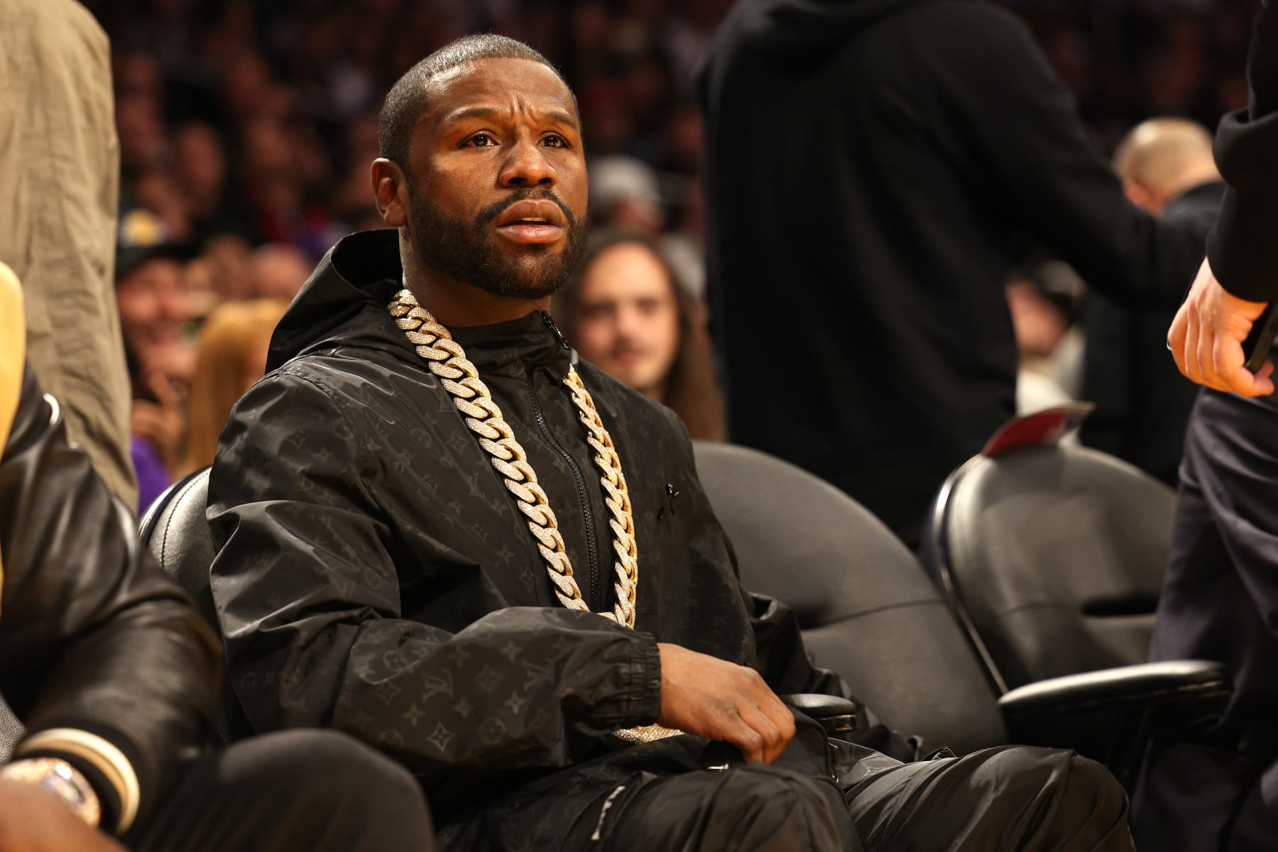 LOS ANGELES, CALIFORNIA - FEBRUARY 07: Boxer Floyd Mayweather Jr. attends the game between the Los Angeles Lakers and the Oklahoma City Thunder at Crypto.com Arena on February 07, 2023 in Los Angeles, California. NOTE TO USER: User expressly acknowledges and agrees that, by downloading and or using this photograph, User is consenting to the terms and conditions of the Getty Images License Agreement. (Photo by Harry How/Getty Images)
