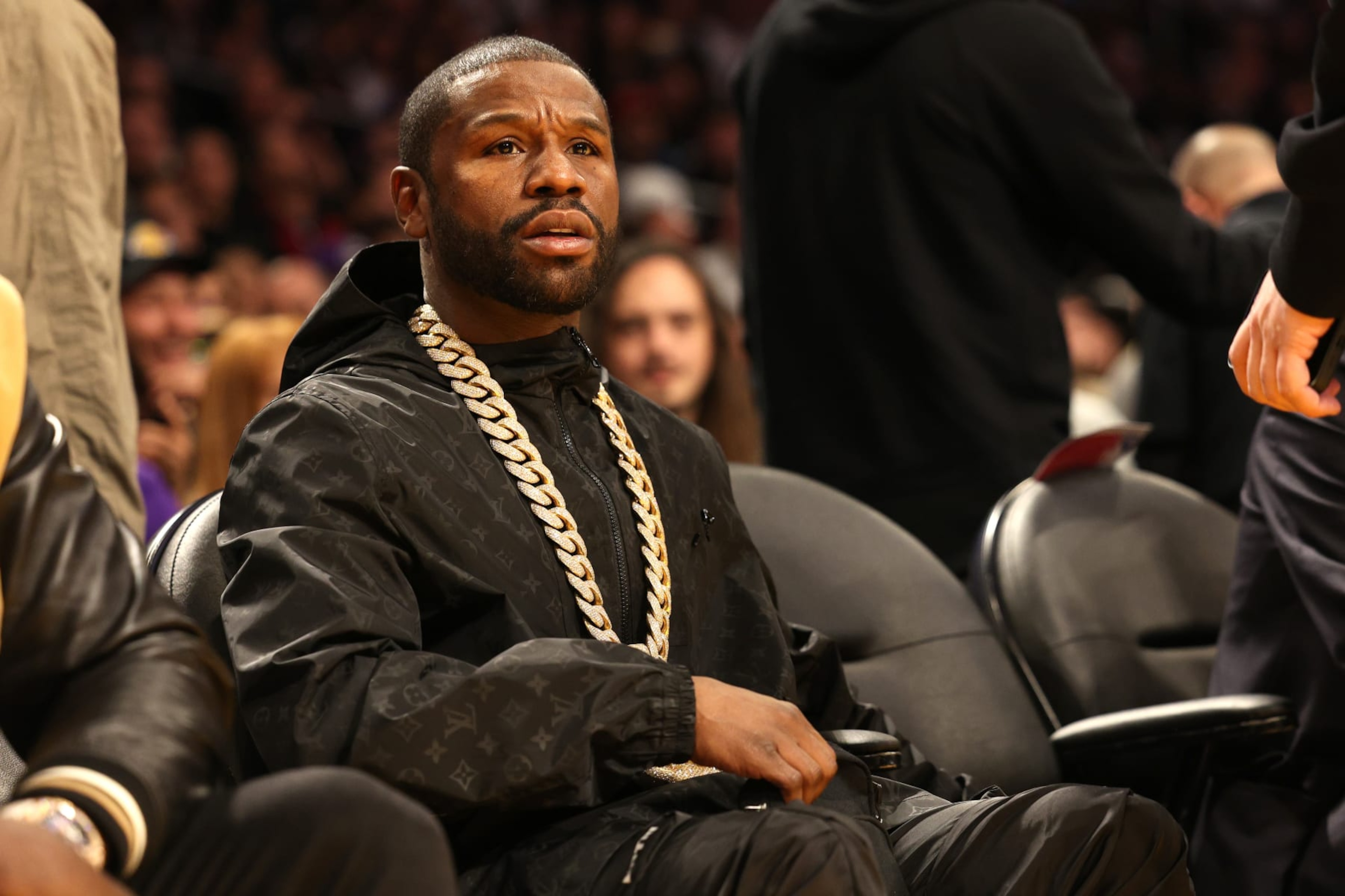 LOS ANGELES, CALIFORNIA - FEBRUARY 07: Boxer Floyd Mayweather Jr. attends the game between the Los Angeles Lakers and the Oklahoma City Thunder at Crypto.com Arena on February 07, 2023 in Los Angeles, California. NOTE TO USER: User expressly acknowledges and agrees that, by downloading and or using this photograph, User is consenting to the terms and conditions of the Getty Images License Agreement. (Photo by Harry How/Getty Images)