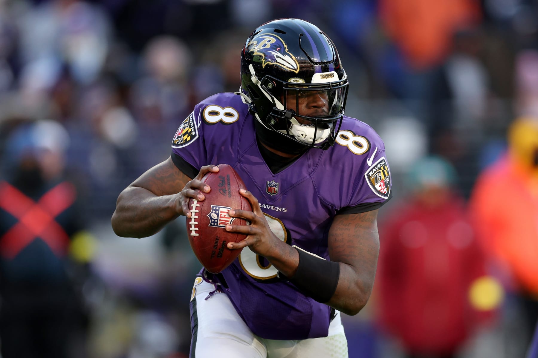 BALTIMORE, MARYLAND - NOVEMBER 20: Quarterback Lamar Jackson #8 of the Baltimore Ravens throws a pass against the Carolina Panthers at M&T Bank Stadium on November 20, 2022 in Baltimore, Maryland. (Photo by Rob Carr/Getty Images)