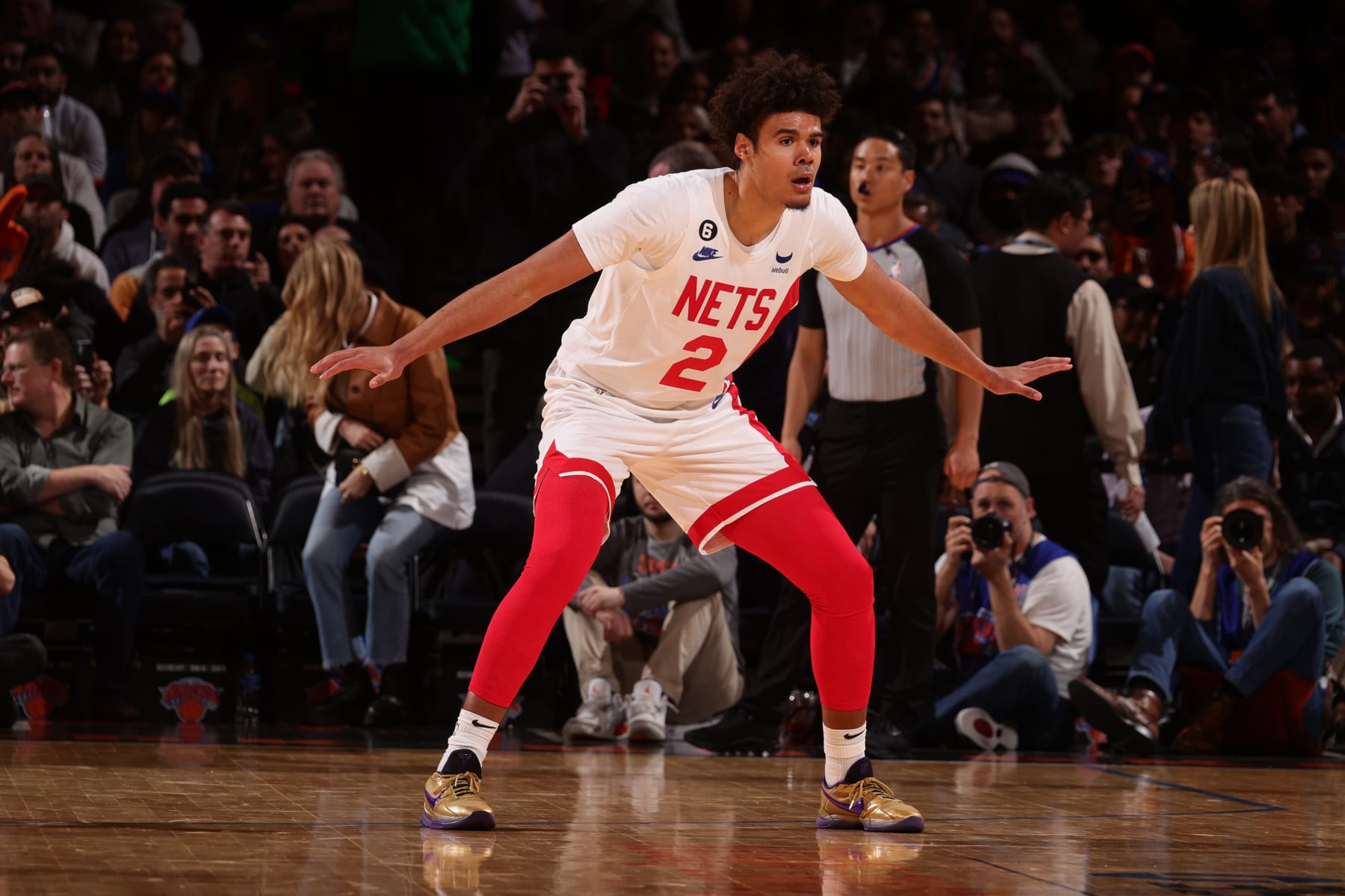 NEW YORK, NY - MARCH 1: Cameron Johnson #2 of the Brooklyn Nets plays defense during the game against the New York Knicks on March 1, 2023 at Madison Square Garden in New York City, New York.  NOTE TO USER: User expressly acknowledges and agrees that, by downloading and or using this photograph, User is consenting to the terms and conditions of the Getty Images License Agreement. Mandatory Copyright Notice: Copyright 2023 NBAE  (Photo by Nathaniel S. Butler/NBAE via Getty Images)