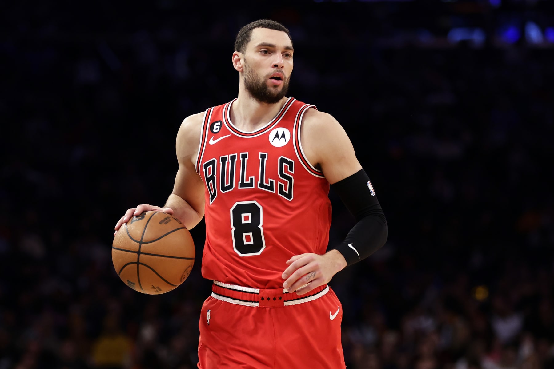 NEW YORK, NEW YORK - DECEMBER 23: Zach LaVine #8 of the Chicago Bulls in action against the New York Knicks during the second half at Madison Square Garden on December 23, 2022 in New York City. NOTE TO USER: User expressly acknowledges and agrees that, by downloading and or using this Photograph, user is consenting to the terms and conditions of the Getty Images License Agreement.  (Photo by Adam Hunger/Getty Images)