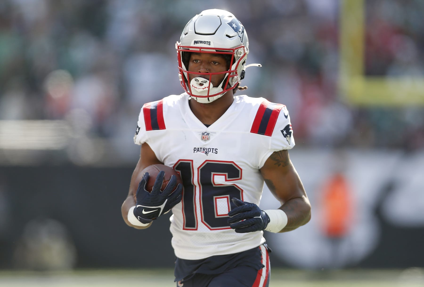 EAST RUTHERFORD, NEW JERSEY - OCTOBER 30: (NEW YORK DAILIES OUT)  Jakobi Meyers #16 of the New England Patriots in action against the New York Jets at MetLife Stadium on October 30, 2022 in East Rutherford, New Jersey. The Patriots defeated the Jets 22-17. (Photo by Jim McIsaac/Getty Images)