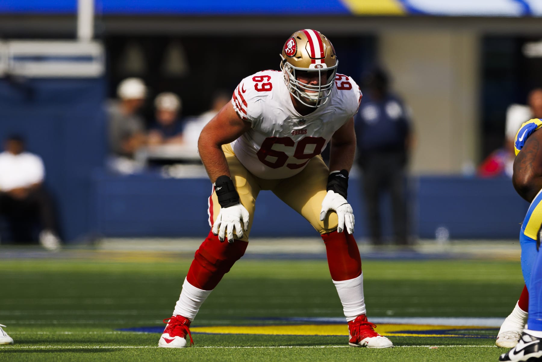 INGLEWOOD, CA - OCTOBER 30: San Francisco 49ers offensive tackle Mike McGlinchey (69) in an offensive stance during an NFL football game between the San Francisco 49ers and the Los Angeles Rams on October 30, 2022 at SoFi Stadium in Inglewood, CA. (Photo by Ric Tapia/Icon Sportswire via Getty Images)