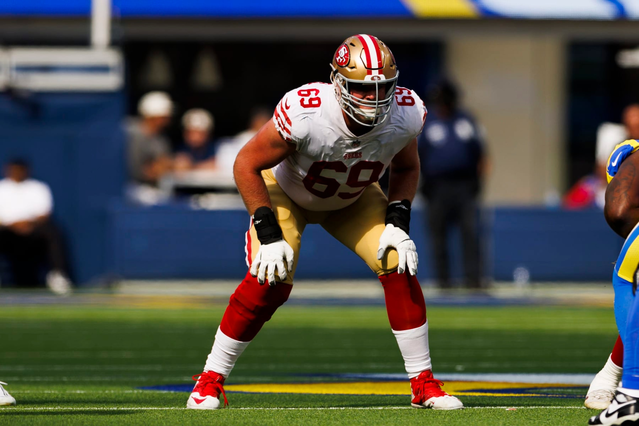 INGLEWOOD, CA - OCTOBER 30: San Francisco 49ers offensive tackle Mike McGlinchey (69) in an offensive stance during an NFL football game between the San Francisco 49ers and the Los Angeles Rams on October 30, 2022 at SoFi Stadium in Inglewood, CA. (Photo by Ric Tapia/Icon Sportswire via Getty Images)