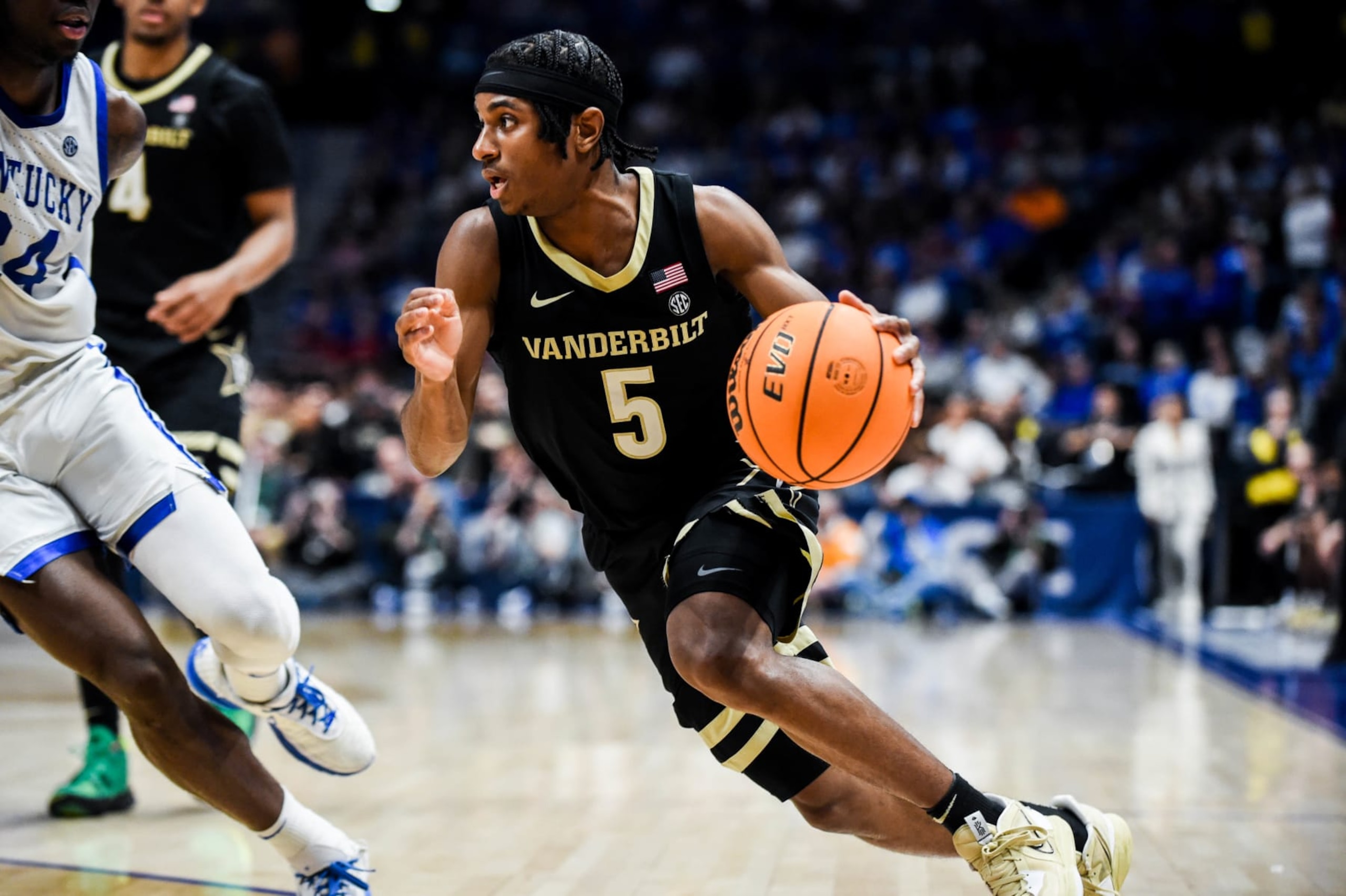 Vanderbilt's Ezra Manjon