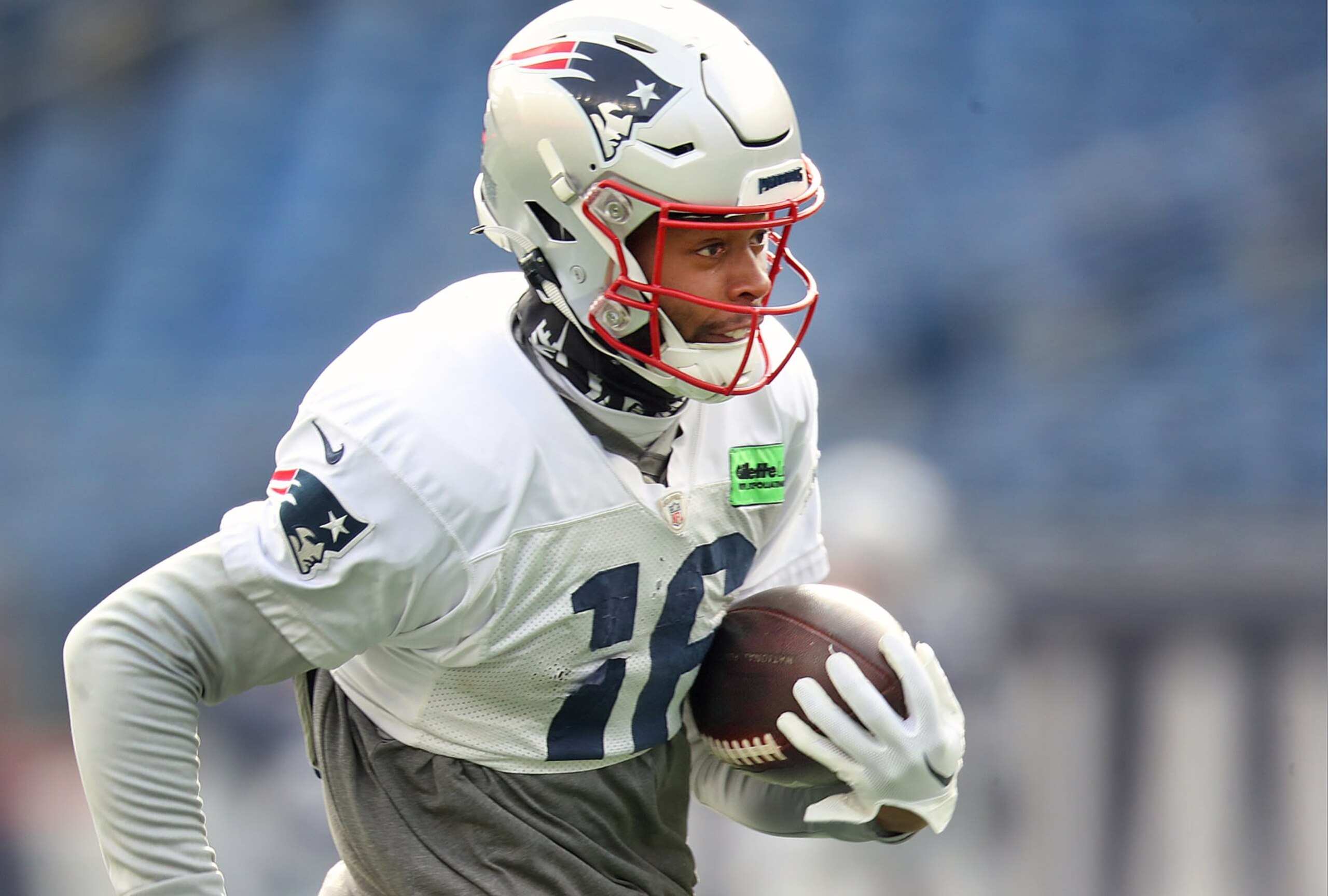 Foxborough, MA - December 28: New England Patriots WR Jakobi Meyers runs with the ball cradled in his left hand during a practice session. (Photo by John Tlumacki/The Boston Globe via Getty Images)