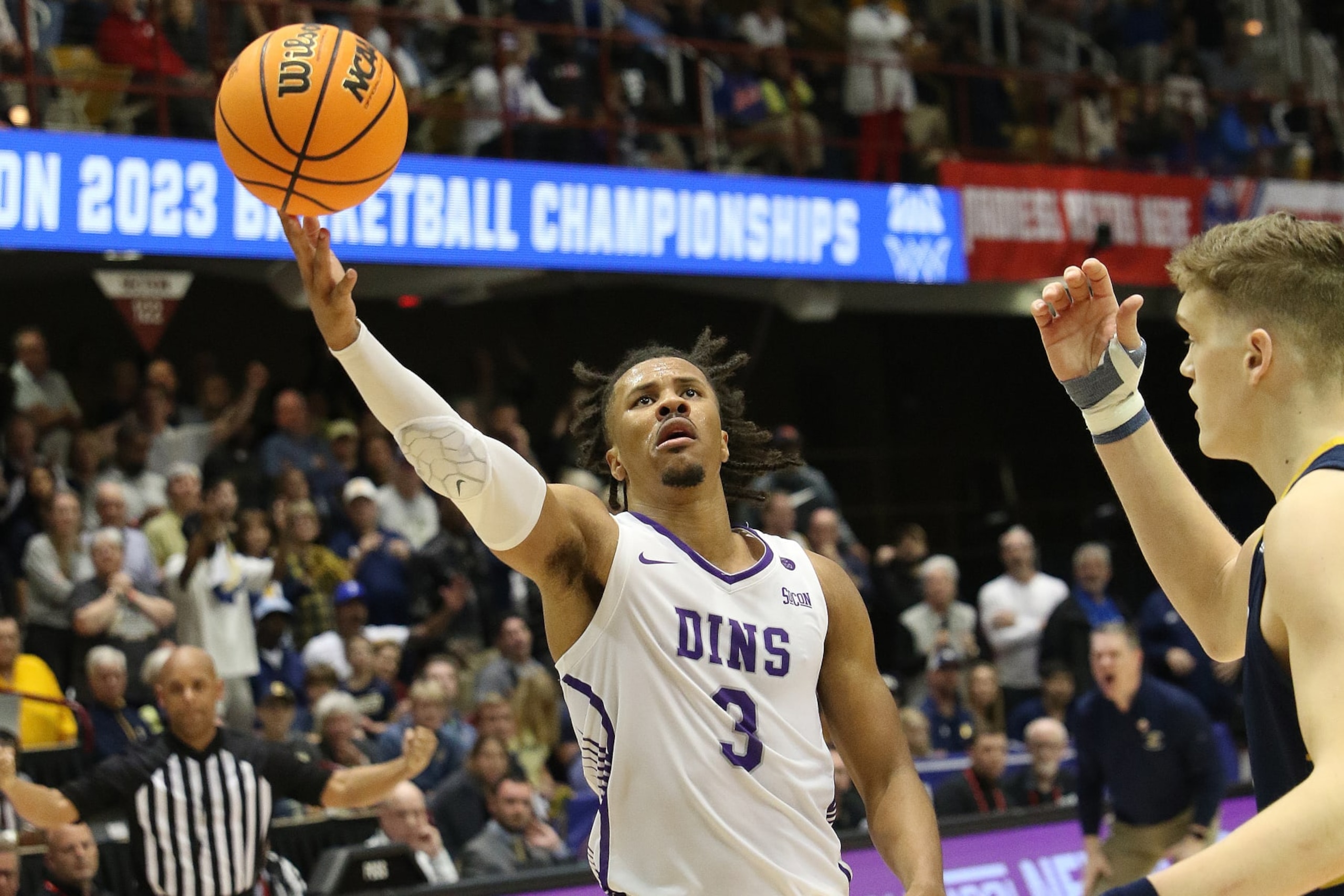 ASHEVILLE, NC - MARCH 06: Furman Paladins guard Mike Bothwell (3) during the Southern Conference Men's Basketball Championship Finals  between the Chattanooga Mocs and the Furman Paladins March 6, 2023, at Harrah's Cherokee Center in Asheville, N.C. (Photo by John Byrum/Icon Sportswire via Getty Images)