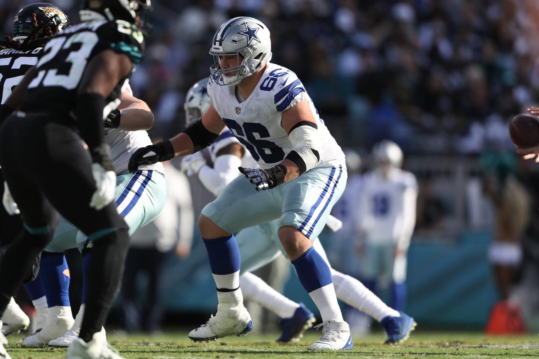 JACKSONVILLE, FLORIDA - DECEMBER 18: Connor McGovern #66 in action during the second half against the Jacksonville Jaguars at TIAA Bank Field on December 18, 2022 in Jacksonville, Florida. (Photo by Courtney Culbreath/Getty Images)