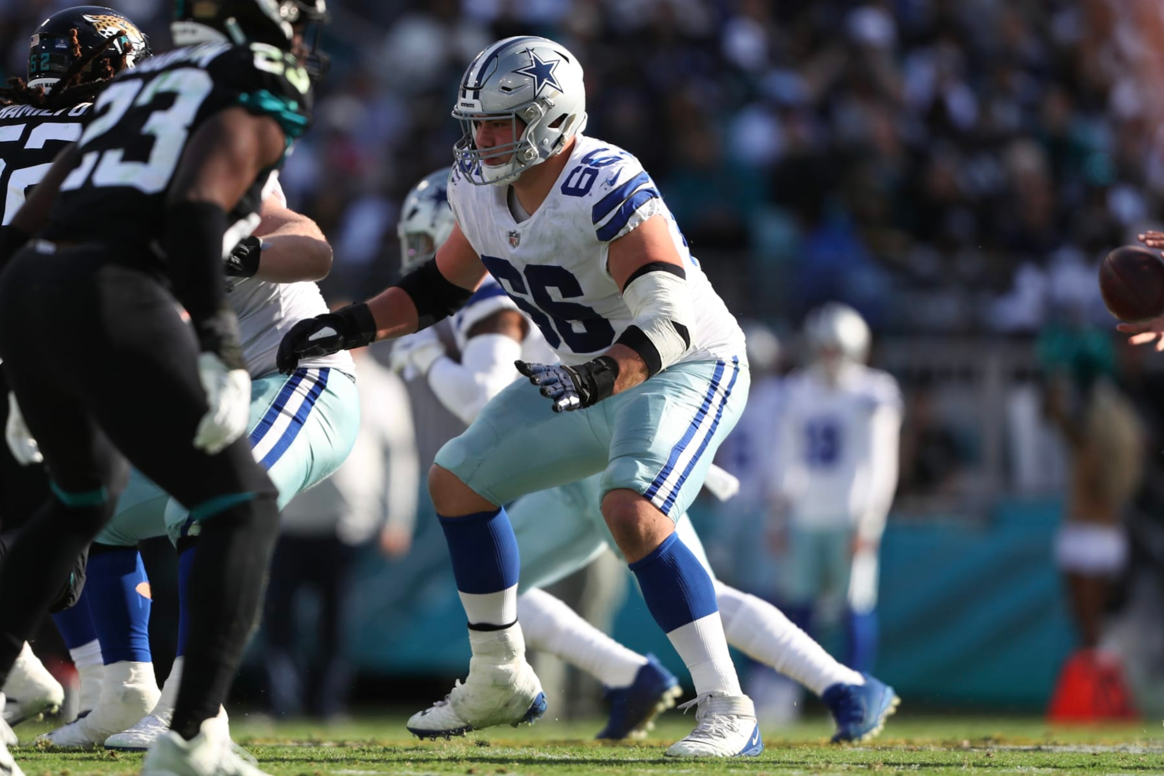 JACKSONVILLE, FLORIDA - DECEMBER 18: Connor McGovern #66 in action during the second half against the Jacksonville Jaguars at TIAA Bank Field on December 18, 2022 in Jacksonville, Florida. (Photo by Courtney Culbreath/Getty Images)