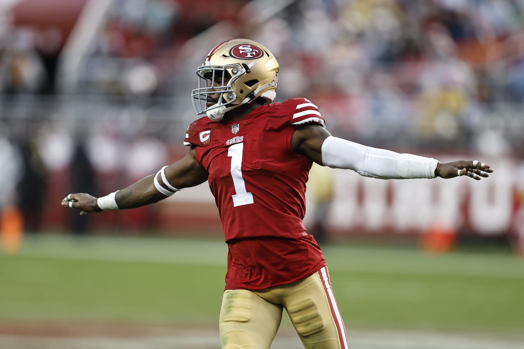 SANTA CLARA, CALIFORNIA - DECEMBER 11: Jimmie Ward #1 of the San Francisco 49ers reacts during an NFL football game between the San Francisco 49ers and the Tampa Bay Buccaneers at Levi's Stadium on December 11, 2022 in Santa Clara, California. (Photo by Michael Owens/Getty Images)