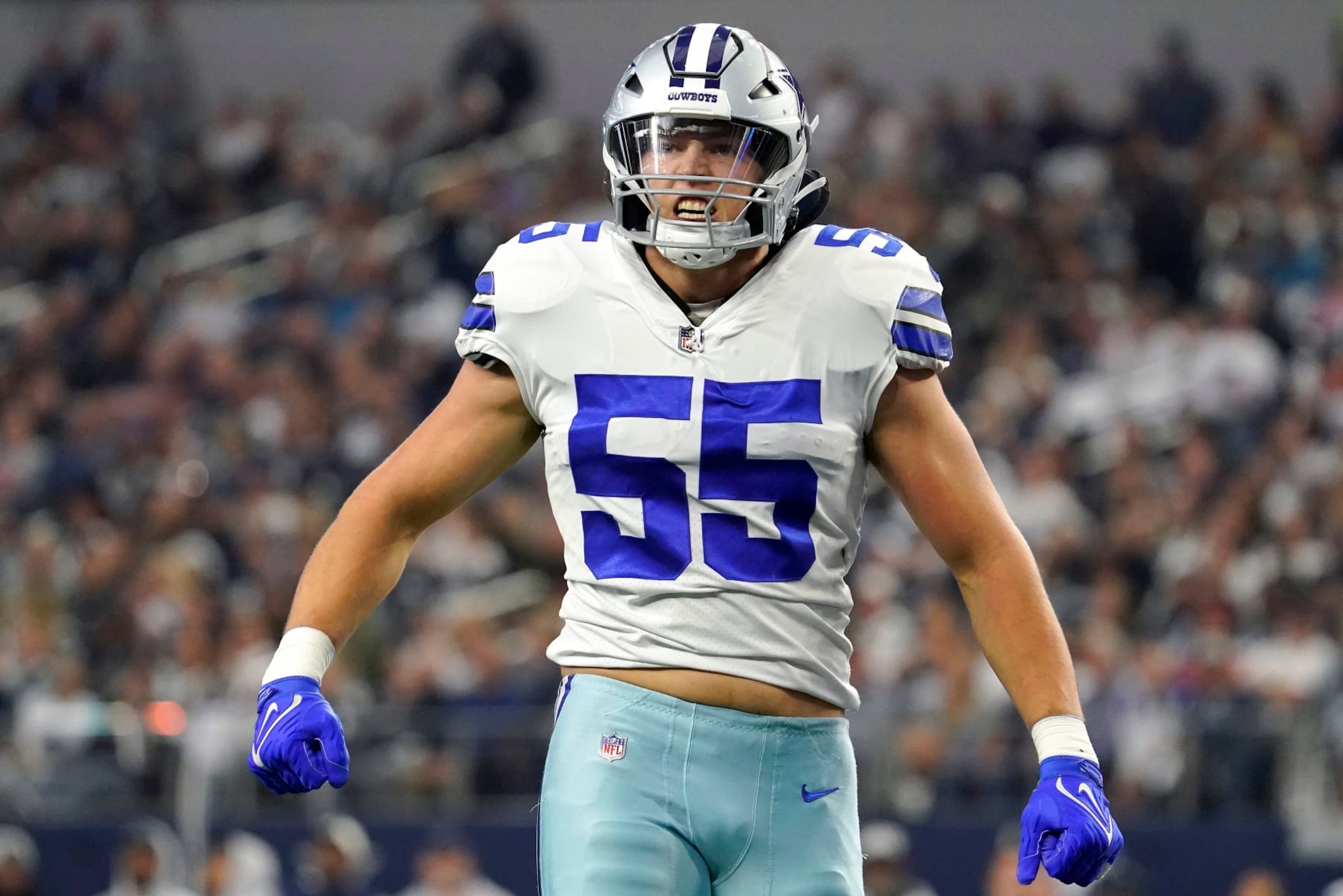 ARLINGTON, TEXAS - DECEMBER 11: Leighton Vander Esch #55 of the Dallas Cowboys celebrates after a third down stop in the first half of a game against the Houston Texans at AT&T Stadium on December 11, 2022 in Arlington, Texas. (Photo by Sam Hodde/Getty Images) ARLINGTON, TEXAS - DECEMBER 11: Leighton Vander Esch #55 of the Dallas Cowboys celebrates after a third down stop in the first half of a game against the Houston Texans at AT&T Stadium on December 11, 2022 in Arlington, Texas. (Photo by Sam Hodde/Getty Images)