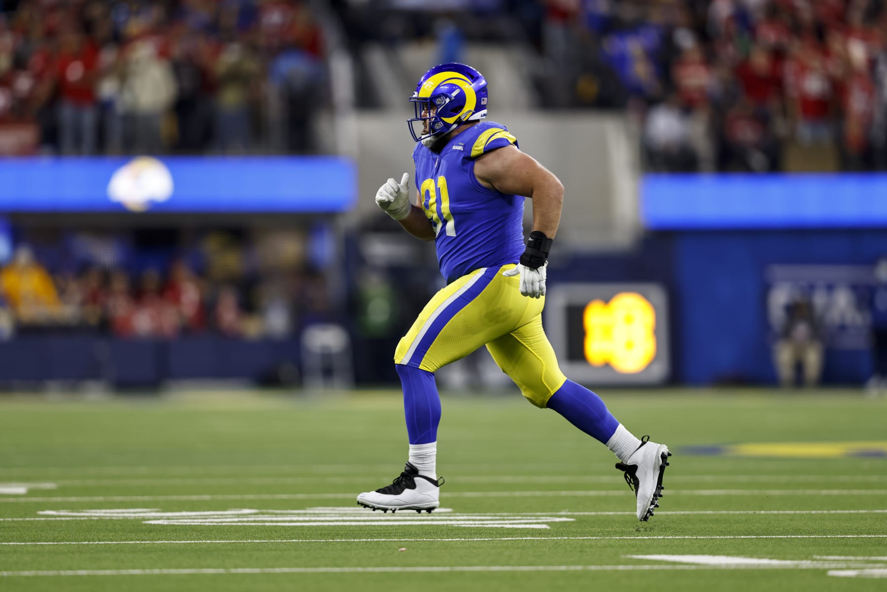 DT Greg Gaines