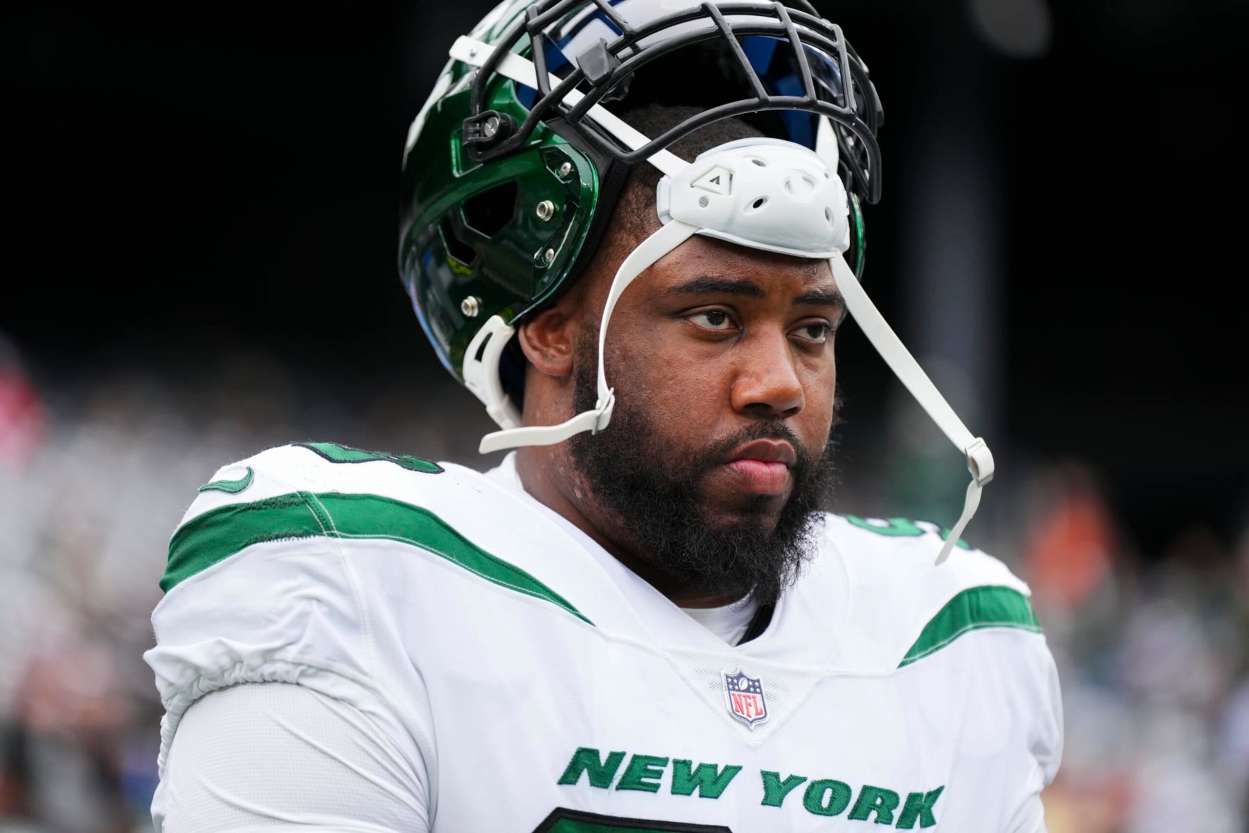 EAST RUTHERFORD, NJ - SEPTEMBER 25: Sheldon Rankins #98 of the New York Jets warms up against the Cincinnati Bengals at MetLife Stadium on September 25, 2022 in East Rutherford, New Jersey. (Photo by Cooper Neill/Getty Images)