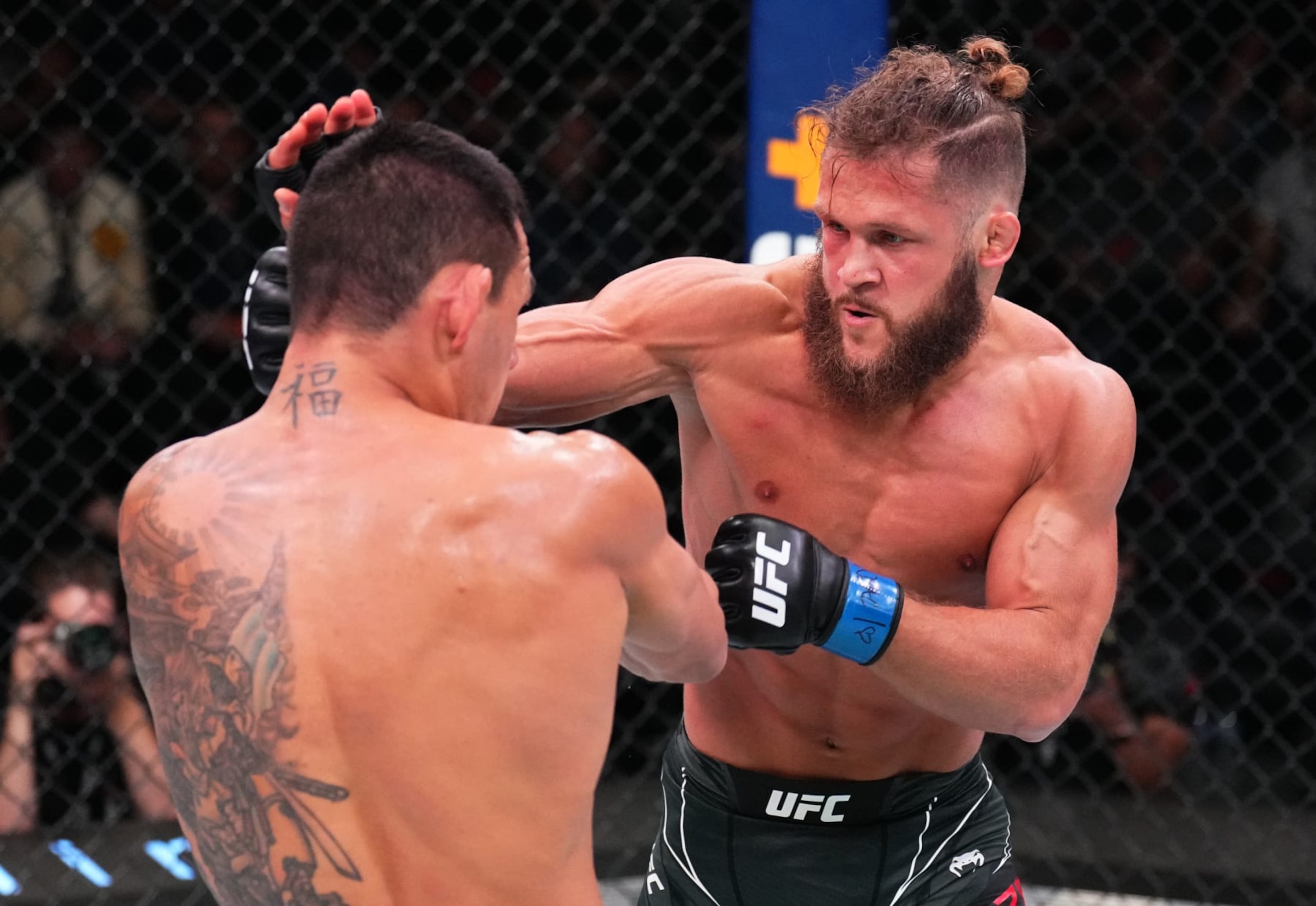 Rafael Fiziev picked up a huge win against Rafael dos Anjos in his last fight. 