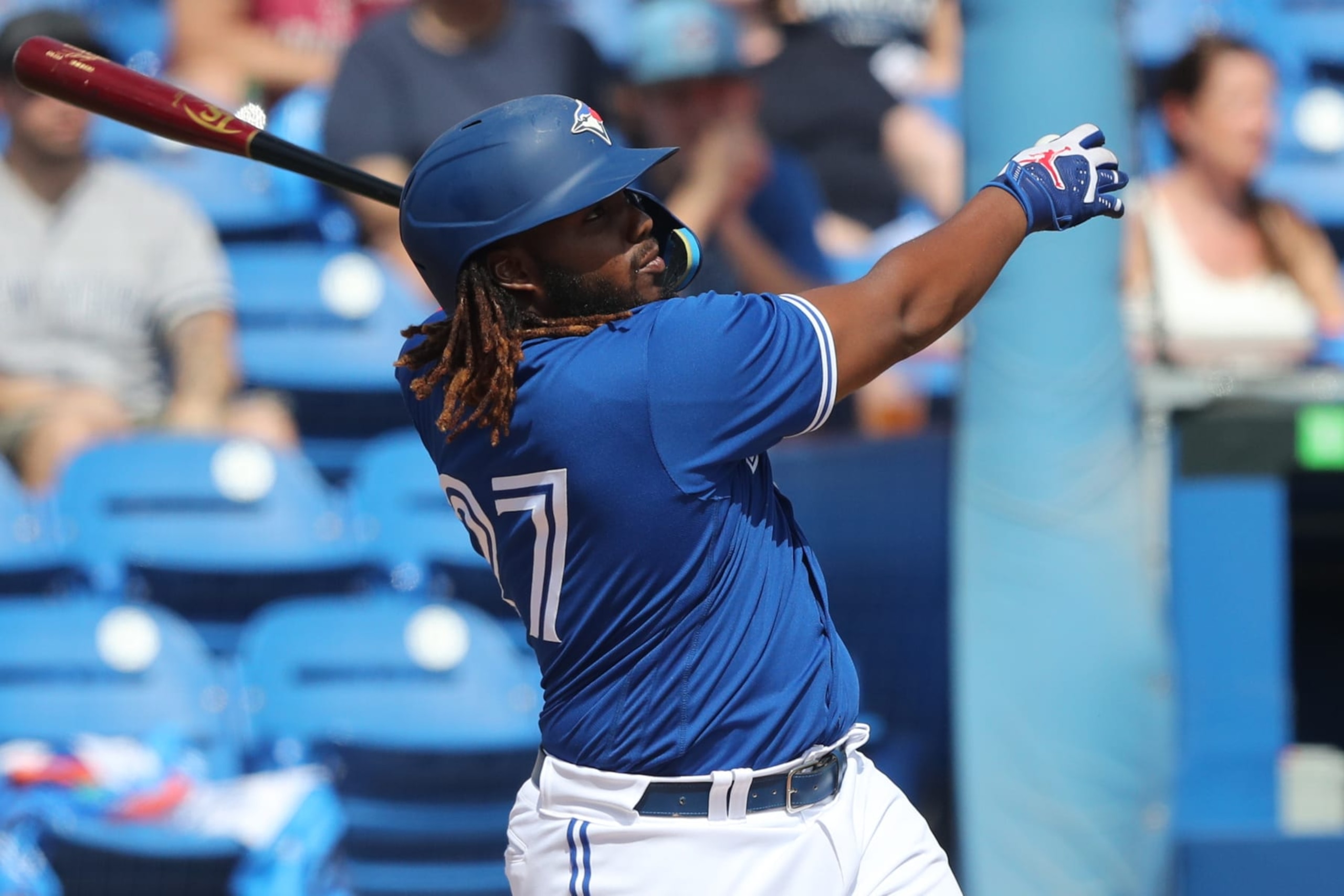 DUNEDIN, FL - FEBRUARY 26: Toronto Blue Jays First baseman Vladimir Guerrero Jr. (27) at bat during the spring training game between the New York Yankees and the Toronto Blue Jays on February 26, 2023, at the TD Ballpark in Dunedin, FL. (Photo by Cliff Welch/Icon Sportswire via Getty Images)