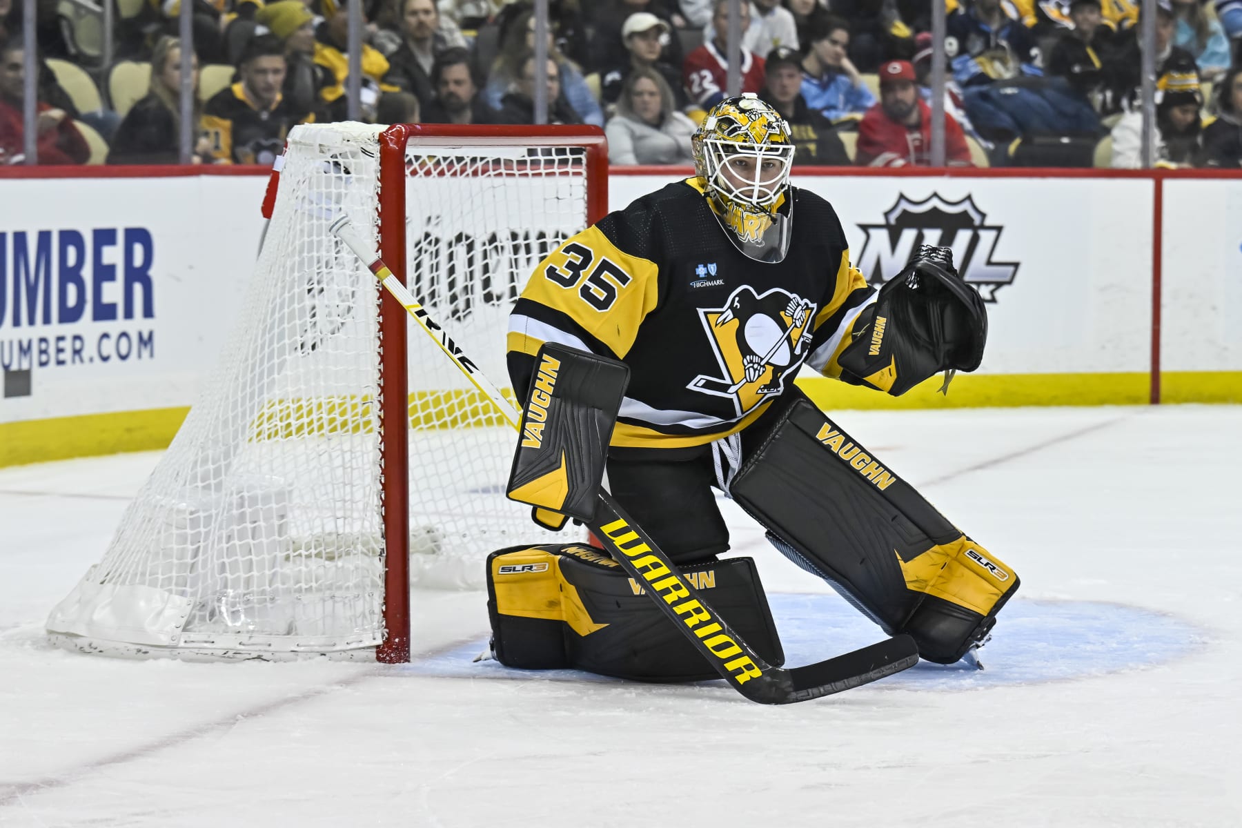 PITTSBURGH, PA - MARCH 14: Pittsburgh Penguins Goalie Tristan Jarry (35) tends net during the first period in the NHL game between the Pittsburgh Penguins and the Montreal Canadiens on March 14, 2023, at PPG Paints Arena in Pittsburgh, PA. (Photo by Jeanine Leech/Icon Sportswire via Getty Images)