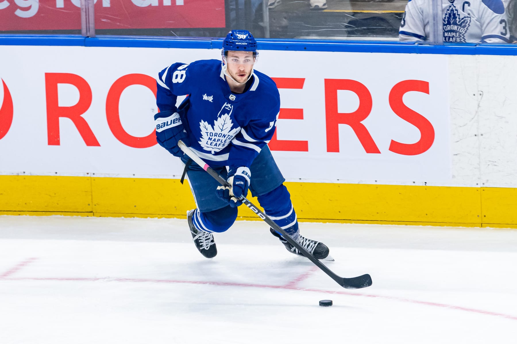 TORONTO, ON - MARCH 15: Toronto Maple Leafs Left Wing Michael Bunting (58) skates with the puck during the NHL regular season game between the Colorado Avalanche and the Toronto Maple Leafs on March 15, 2023, at Scotiabank Arena in Toronto, ON, Canada. (Photo by Julian Avram/Icon Sportswire via Getty Images)