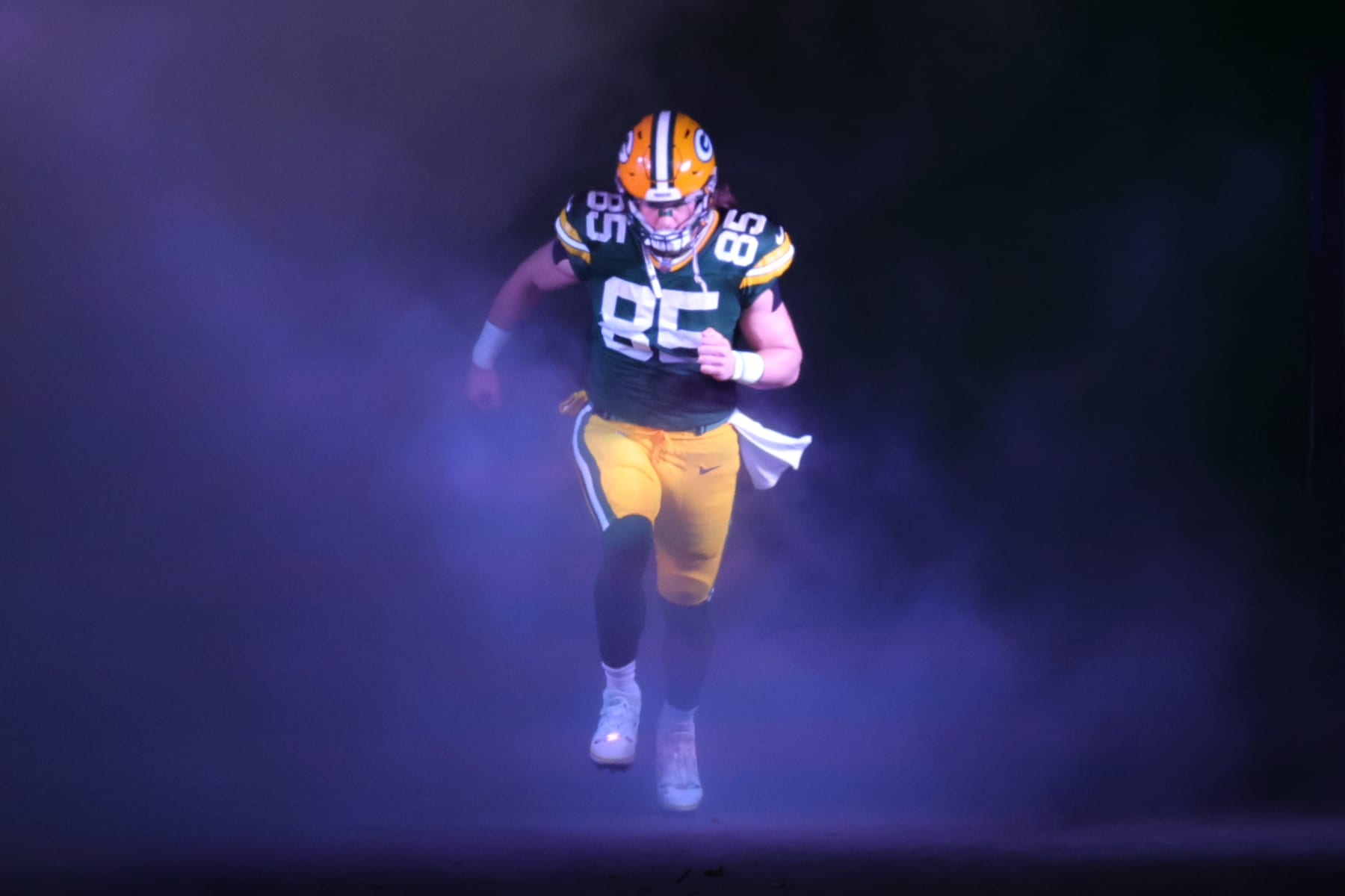 GREEN BAY, WISCONSIN - JANUARY 08: Robert Tonyan #85 of the Green Bay Packers takes the field prior to the game against the Detroit Lions at Lambeau Field on January 08, 2023 in Green Bay, Wisconsin. (Photo by Stacy Revere/Getty Images)