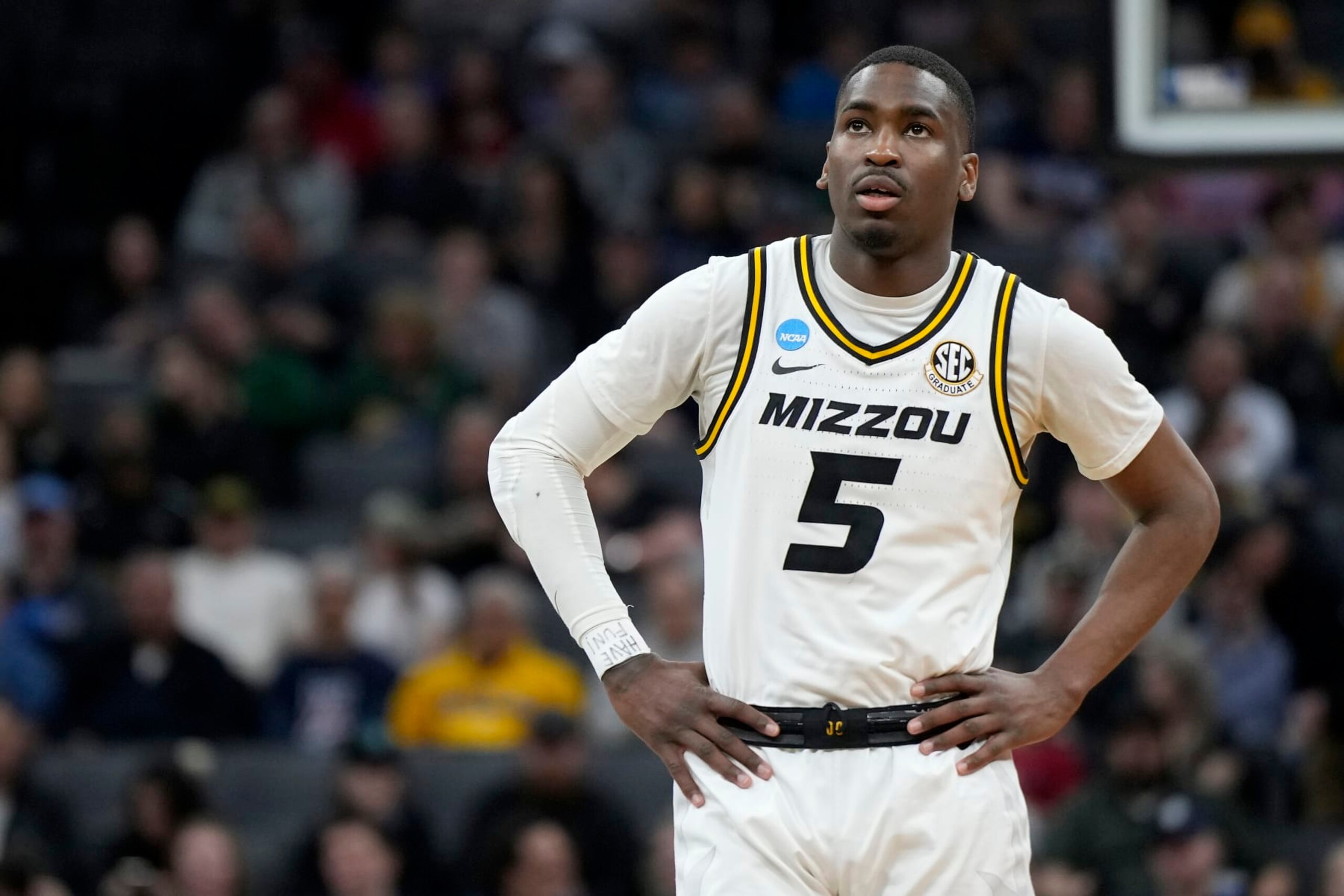 D'Moi Hodge of Missouri