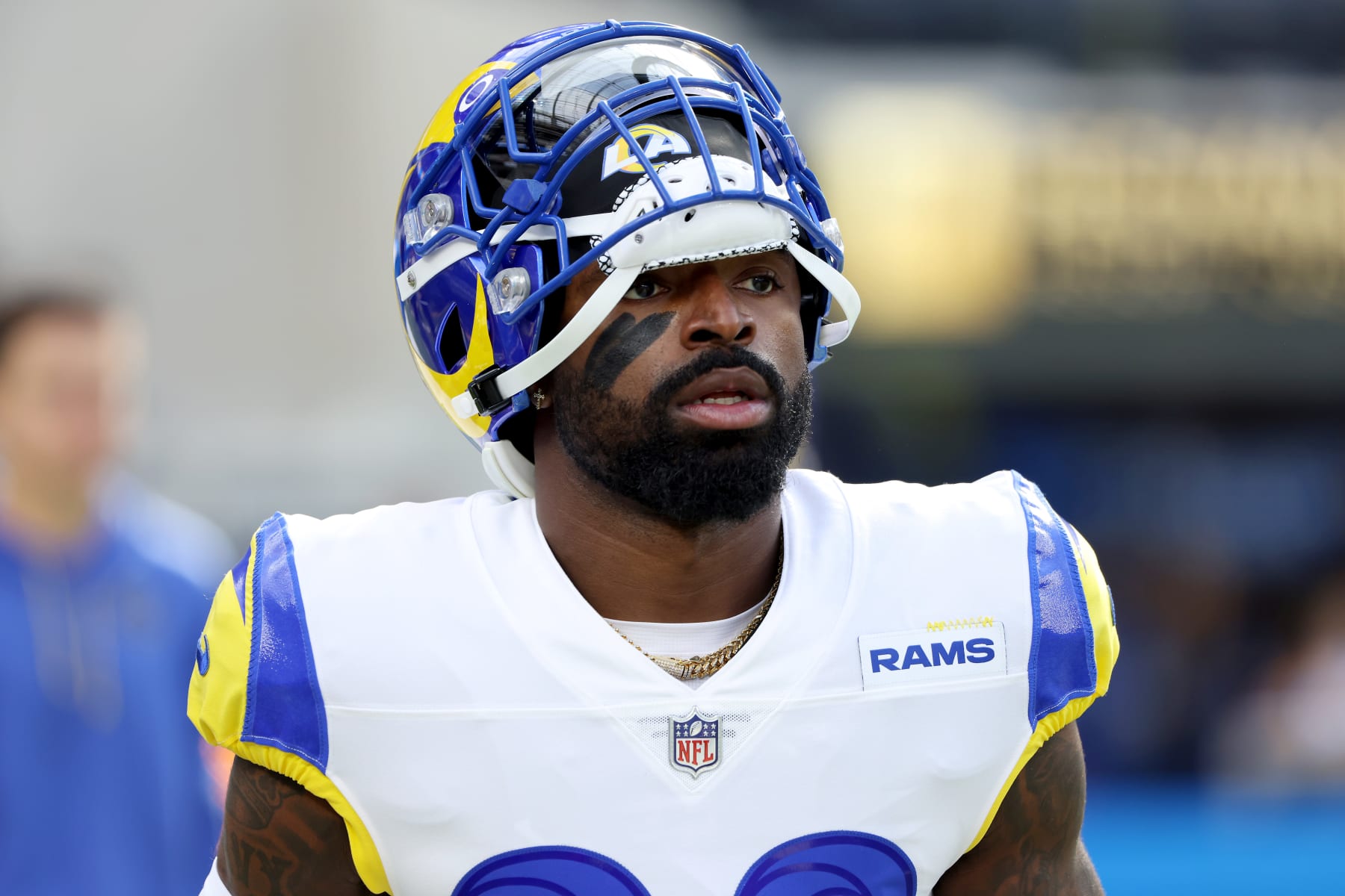INGLEWOOD, CALIFORNIA - JANUARY 01: Nick Scott #33 of the Los Angeles Rams looks on during warm ups prior to the game against the Los Angeles Chargers at SoFi Stadium on January 01, 2023 in Inglewood, California. (Photo by Katelyn Mulcahy/Getty Images)