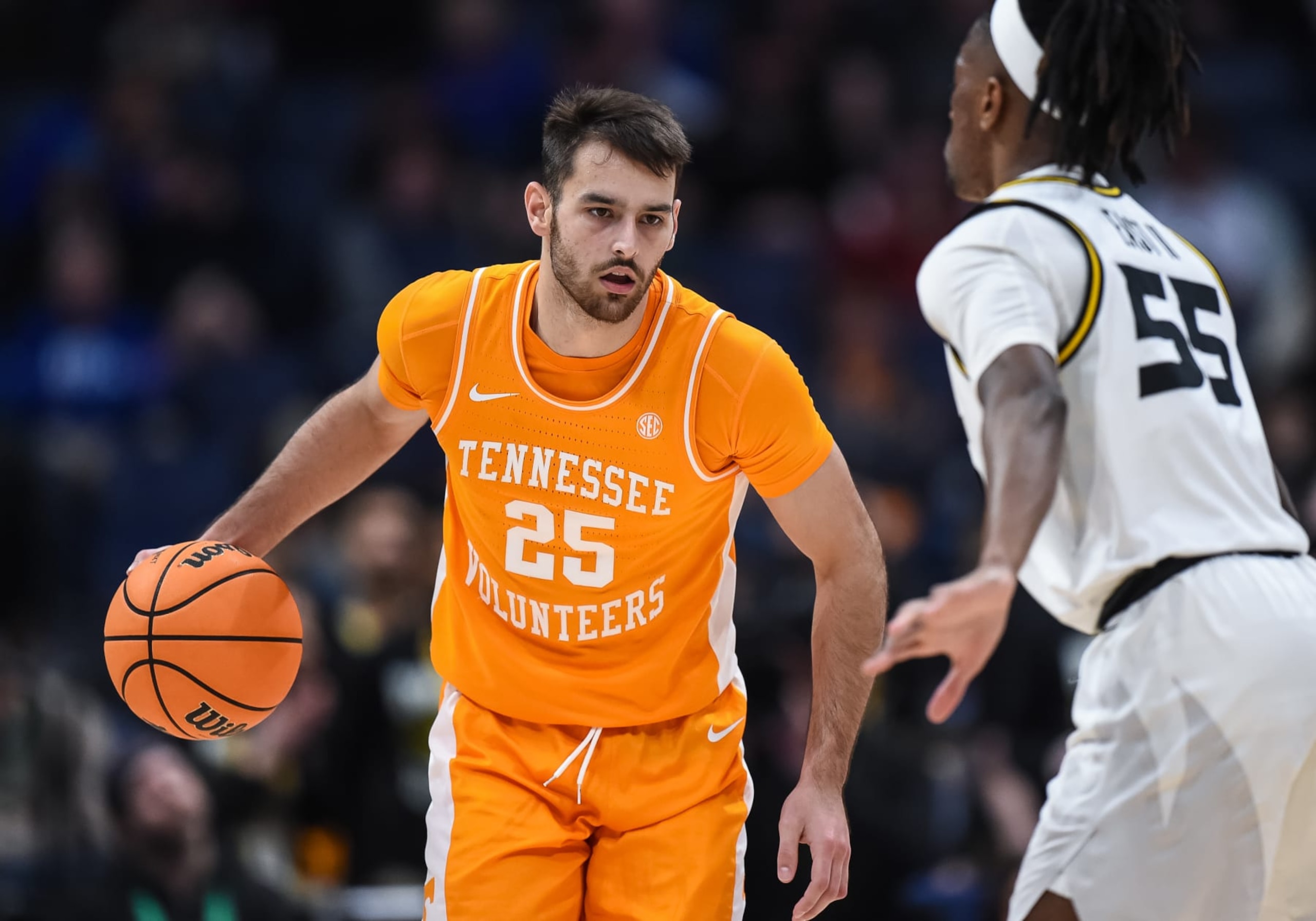 Tennessee's Santiago Vescovi Tennessee's Santiago Vescovi