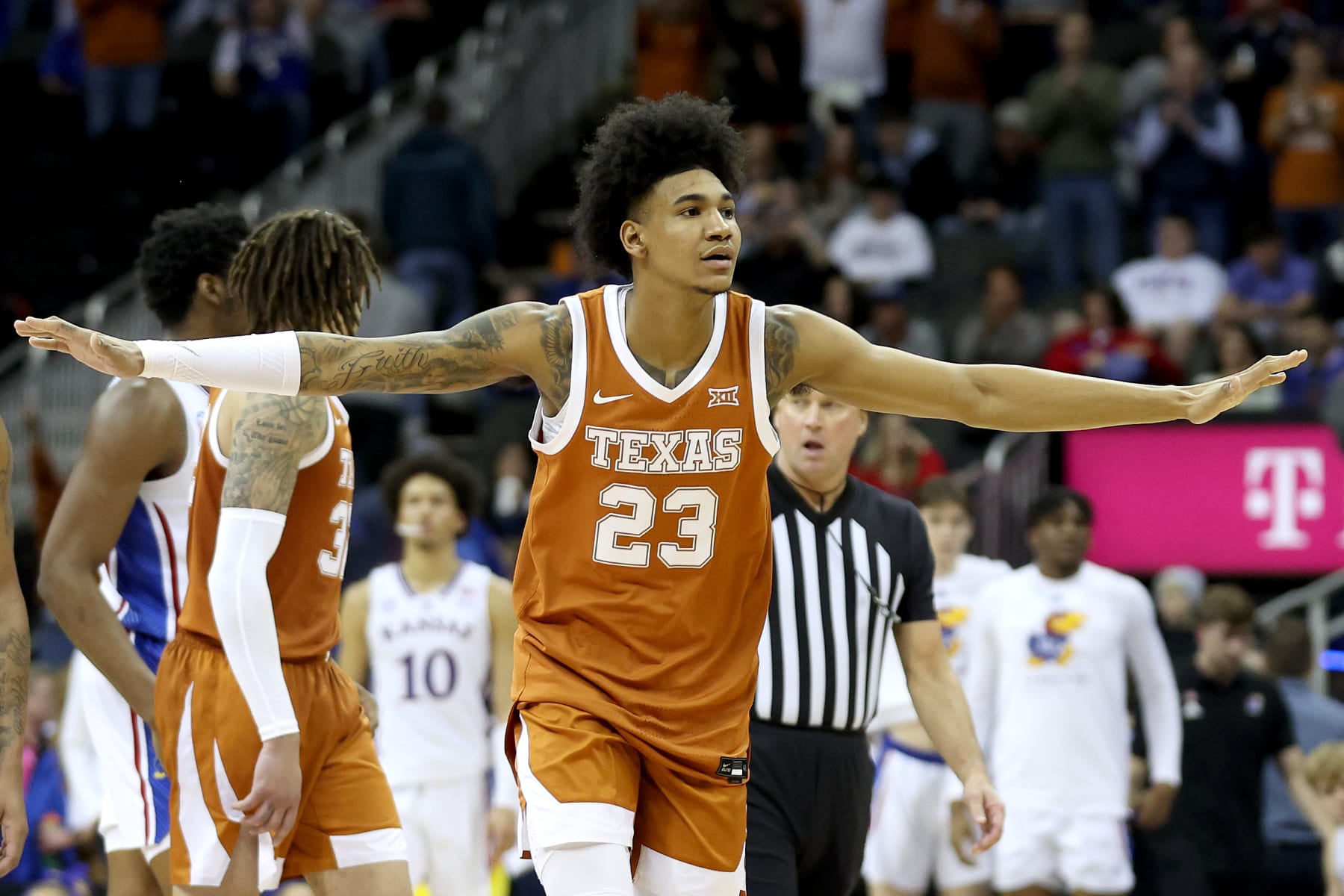 Texas' Dillon Mitchell