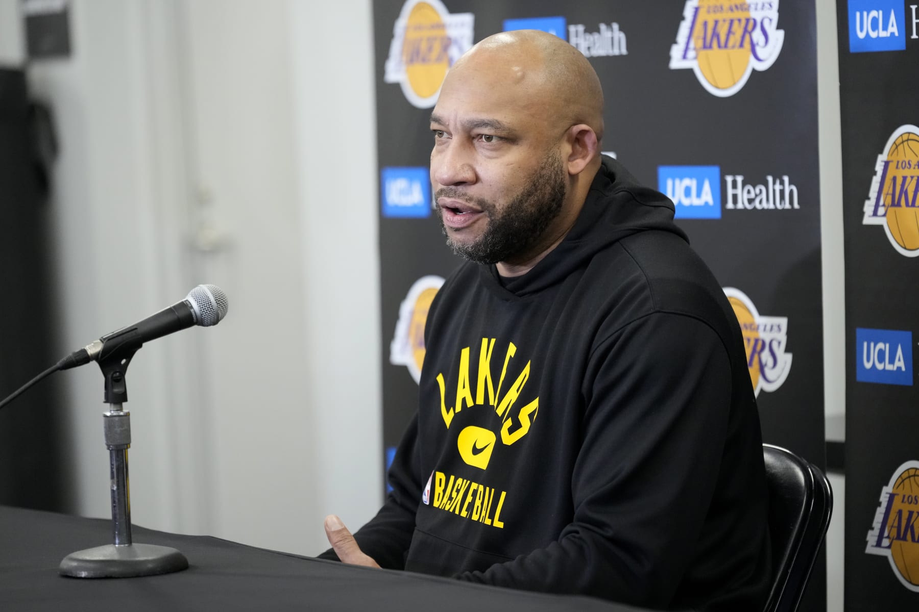 INDIANAPOLIS, IN - FEBRUARY 2: Head Coach Darvin Ham of the Los Angeles Lakers talks to the press before the game against the Indiana Pacers on February 2, 2023 at Gainbridge Fieldhouse in Indianapolis, Indiana. NOTE TO USER: User expressly acknowledges and agrees that, by downloading and or using this Photograph, user is consenting to the terms and conditions of the Getty Images License Agreement. Mandatory Copyright Notice: Copyright 2023 NBAE (Photo by A.J. Mast/NBAE via Getty Images)