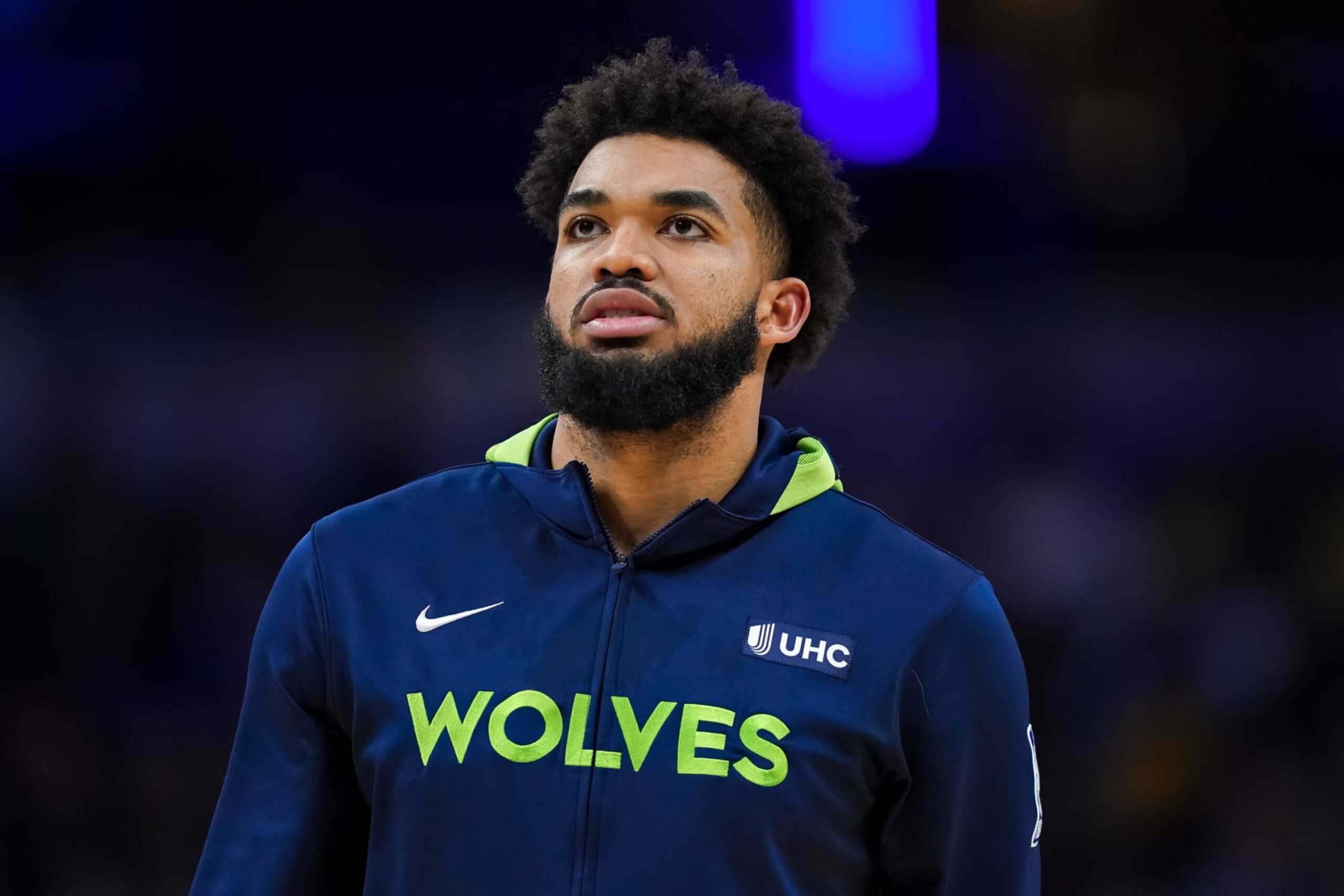 INDIANAPOLIS, INDIANA - NOVEMBER 23: Karl-Anthony Towns #32 of the Minnesota Timberwolves warms up at halftime against the Indiana Pacers at Gainbridge Fieldhouse on November 23, 2022 in Indianapolis, Indiana. NOTE TO USER: User expressly acknowledges and agrees that, by downloading and or using this photograph, User is consenting to the terms and conditions of the Getty Images License Agreement. (Photo by Dylan Buell/Getty Images)