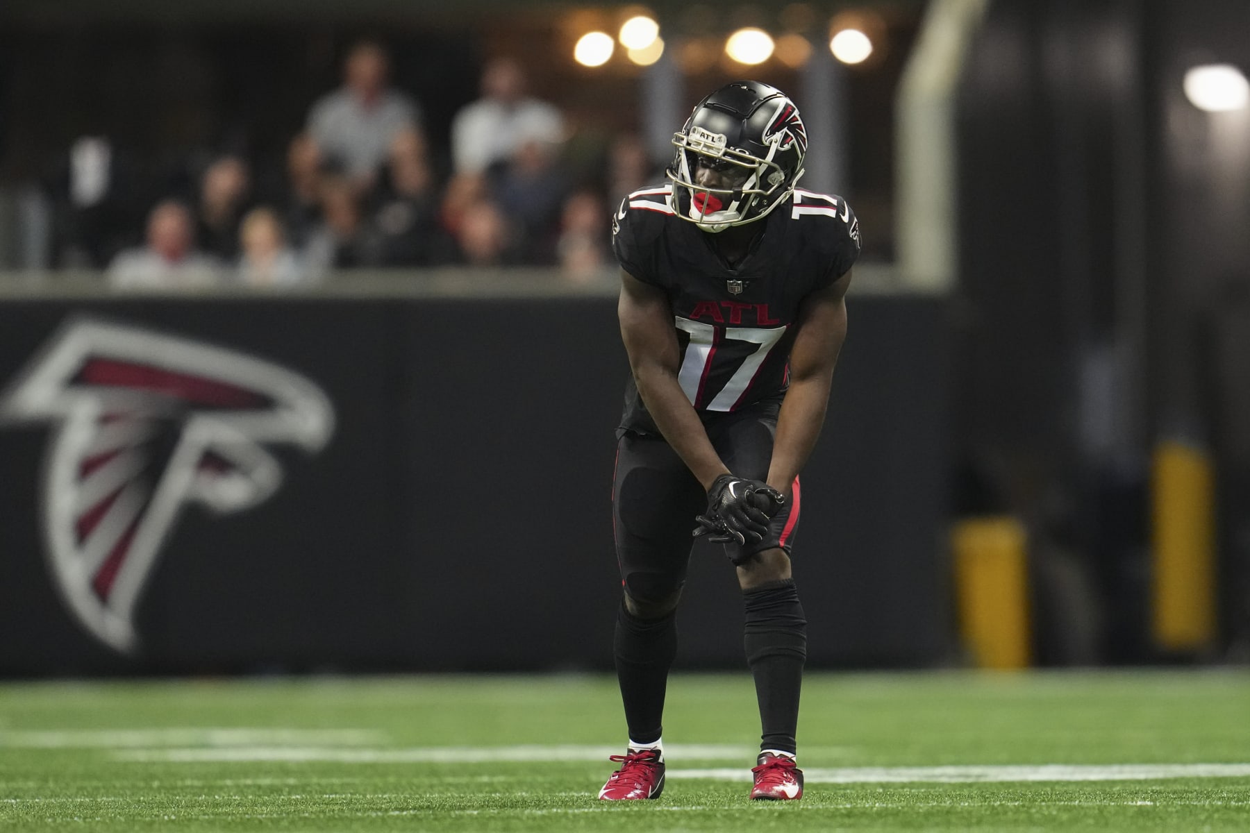 ATLANTA, GA - JANUARY 08: Olamide Zaccheaus #17 of the Atlanta Falcons gets set against the Tampa Bay Buccaneers at Mercedes-Benz Stadium on January 8, 2023 in Atlanta, Georgia. (Photo by Cooper Neill/Getty Images)