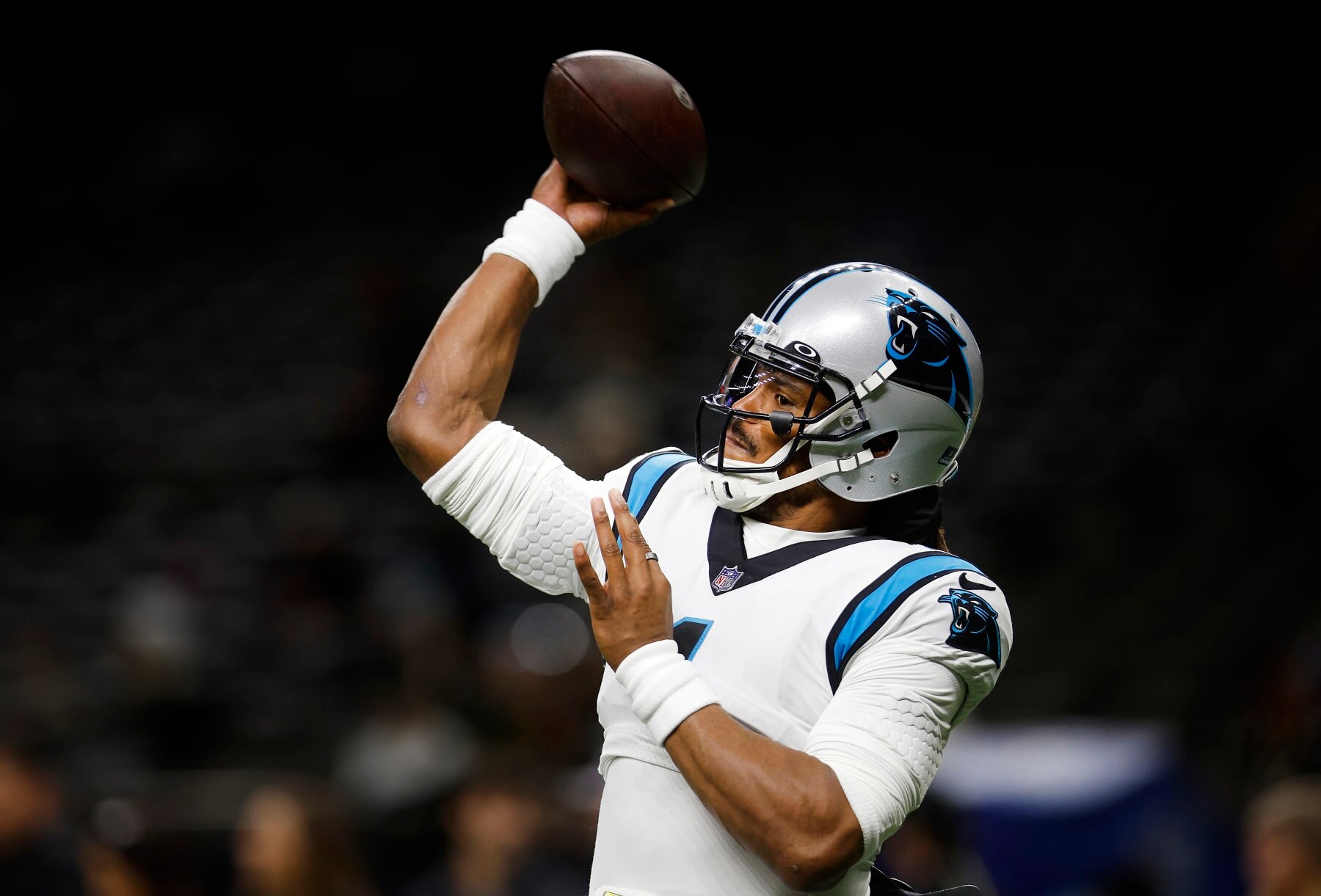 NEW ORLEANS, LOUISIANA - JANUARY 02: Cam Newton #1 of the Carolina Panthers warms up before the game against the New Orleans Saints at Caesars Superdome on January 02, 2022 in New Orleans, Louisiana. (Photo by Chris Graythen/Getty Images)