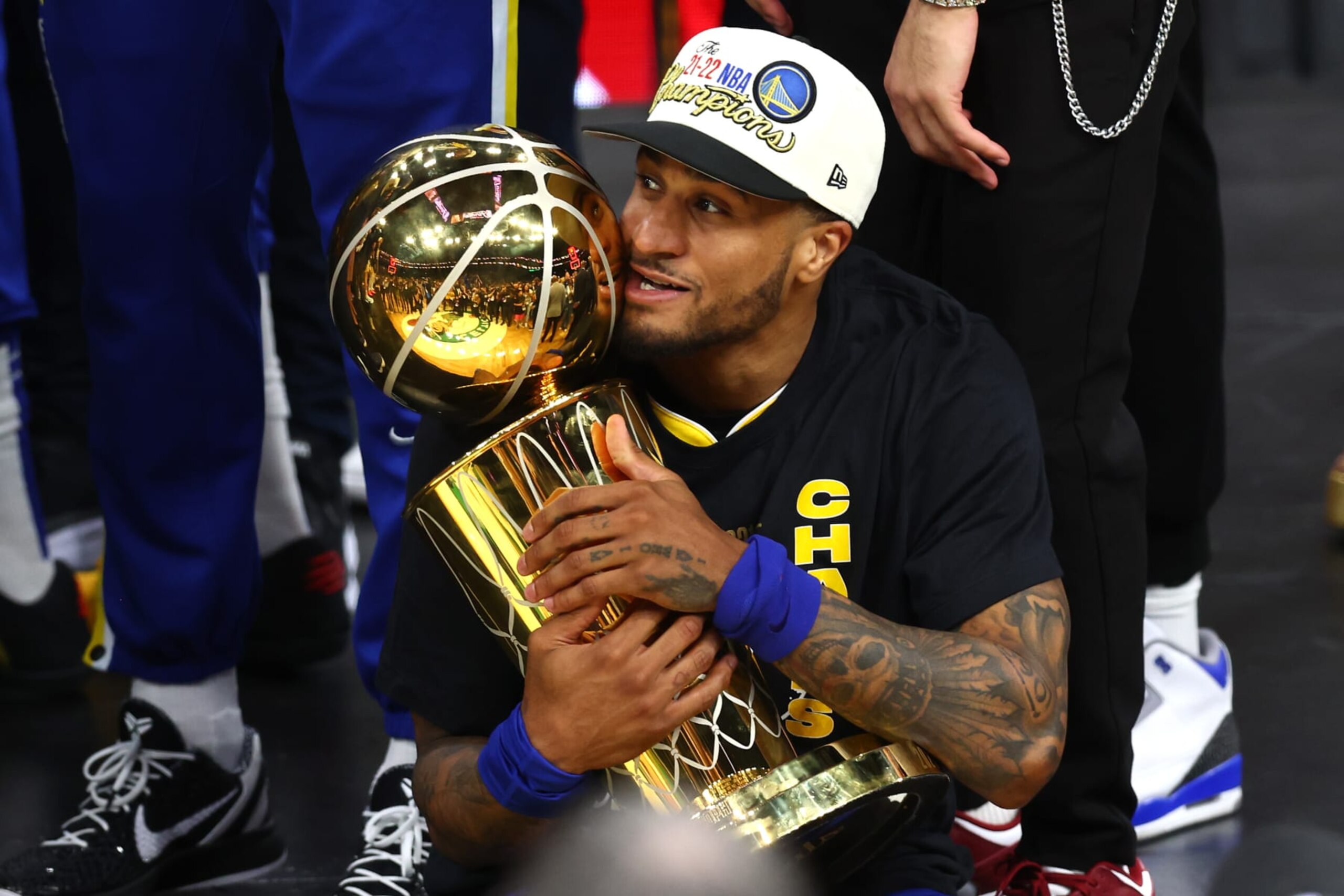 BOSTON, MASSACHUSETTS - JUNE 16: Gary Payton II #0 of the Golden State Warriors celebrates with the Larry O'Brien Championship Trophy after defeating the Boston Celtics 103-90 in Game Six of the 2022 NBA Finals at TD Garden on June 16, 2022 in Boston, Massachusetts. NOTE TO USER: User expressly acknowledges and agrees that, by downloading and/or using this photograph, User is consenting to the terms and conditions of the Getty Images License Agreement. (Photo by Adam Glanzman/Getty Images) BOSTON, MASSACHUSETTS - JUNE 16: Gary Payton II #0 of the Golden State Warriors celebrates with the Larry O'Brien Championship Trophy after defeating the Boston Celtics 103-90 in Game Six of the 2022 NBA Finals at TD Garden on June 16, 2022 in Boston, Massachusetts. NOTE TO USER: User expressly acknowledges and agrees that, by downloading and/or using this photograph, User is consenting to the terms and conditions of the Getty Images License Agreement. (Photo by Adam Glanzman/Getty Images)