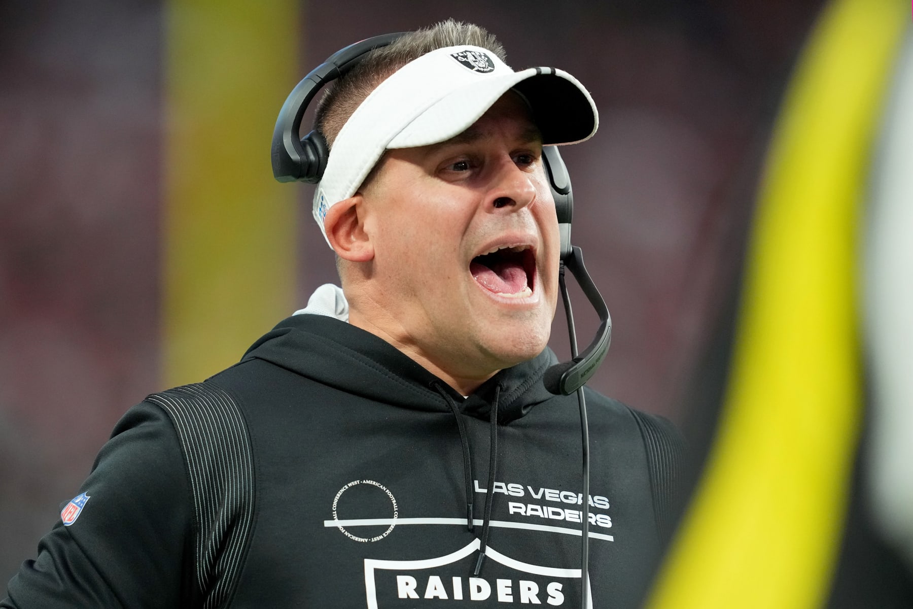 LAS VEGAS, NEVADA - JANUARY 01: Head coach Josh McDaniels of the Las Vegas Raiders looks on against the San Francisco 49ers during the second quarter at Allegiant Stadium on January 01, 2023 in Las Vegas, Nevada. (Photo by Chris Unger/Getty Images)