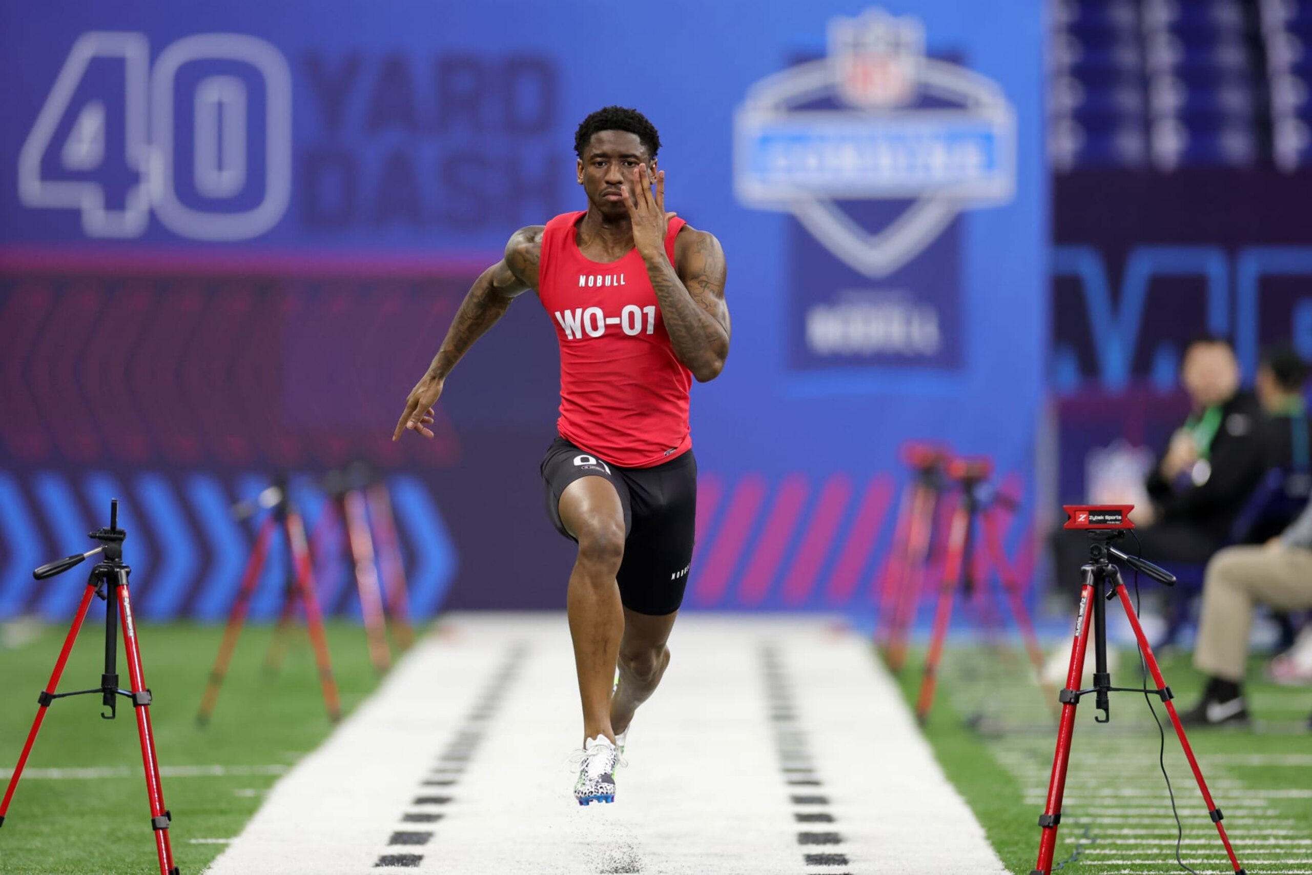 INDIANAPOLIS, INDIANA - MARCH 04: Jordan Addison of Southern California participates in the 40-yard dash during the NFL Combine at Lucas Oil Stadium on March 04, 2023 in Indianapolis, Indiana. (Photo by Stacy Revere/Getty Images)
