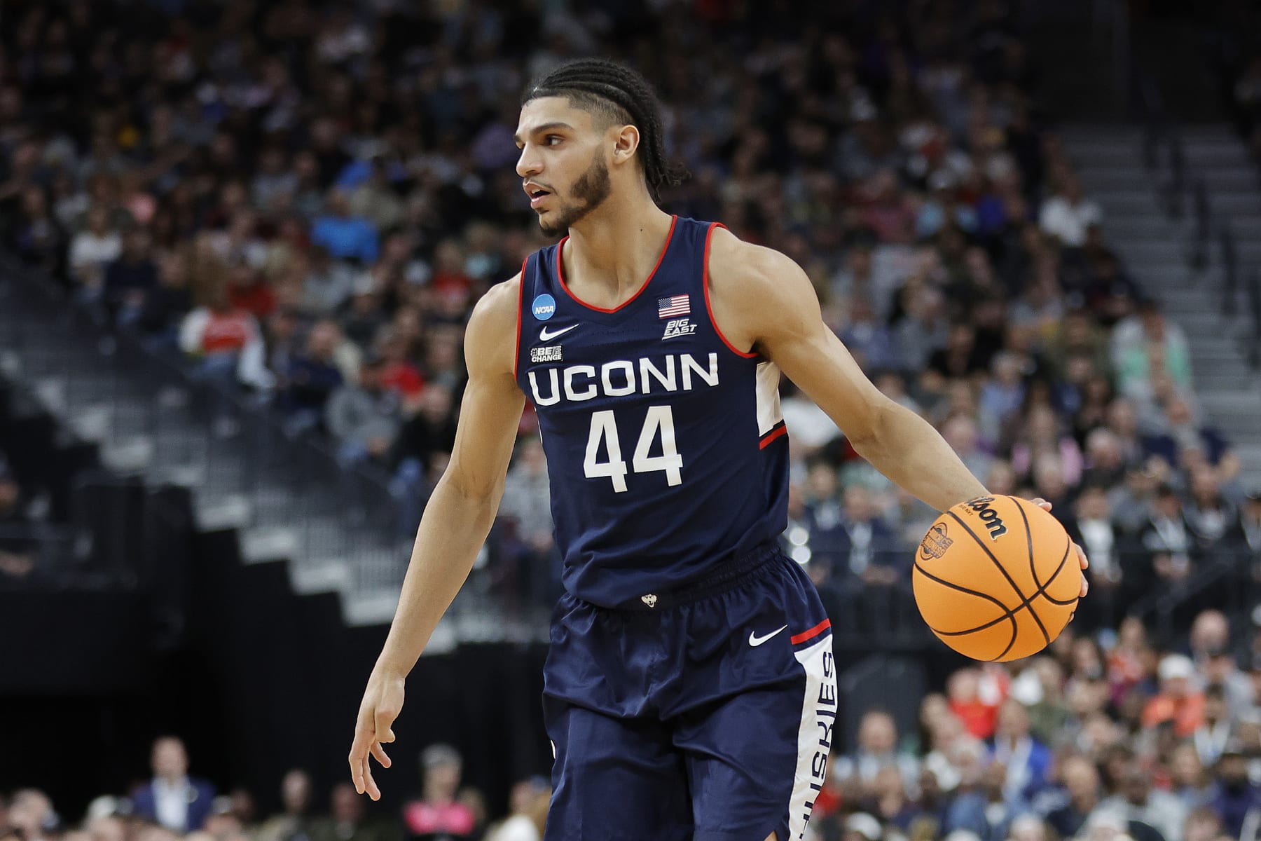 LAS VEGAS, NEVADA - MARCH 25: Andre Jackson Jr. #44 of the Connecticut Huskies dribbles during the first half against the Gonzaga Bulldogs in the Elite Eight round of the NCAA Men's Basketball Tournament at T-Mobile Arena on March 25, 2023 in Las Vegas, Nevada. (Photo by Carmen Mandato/Getty Images)