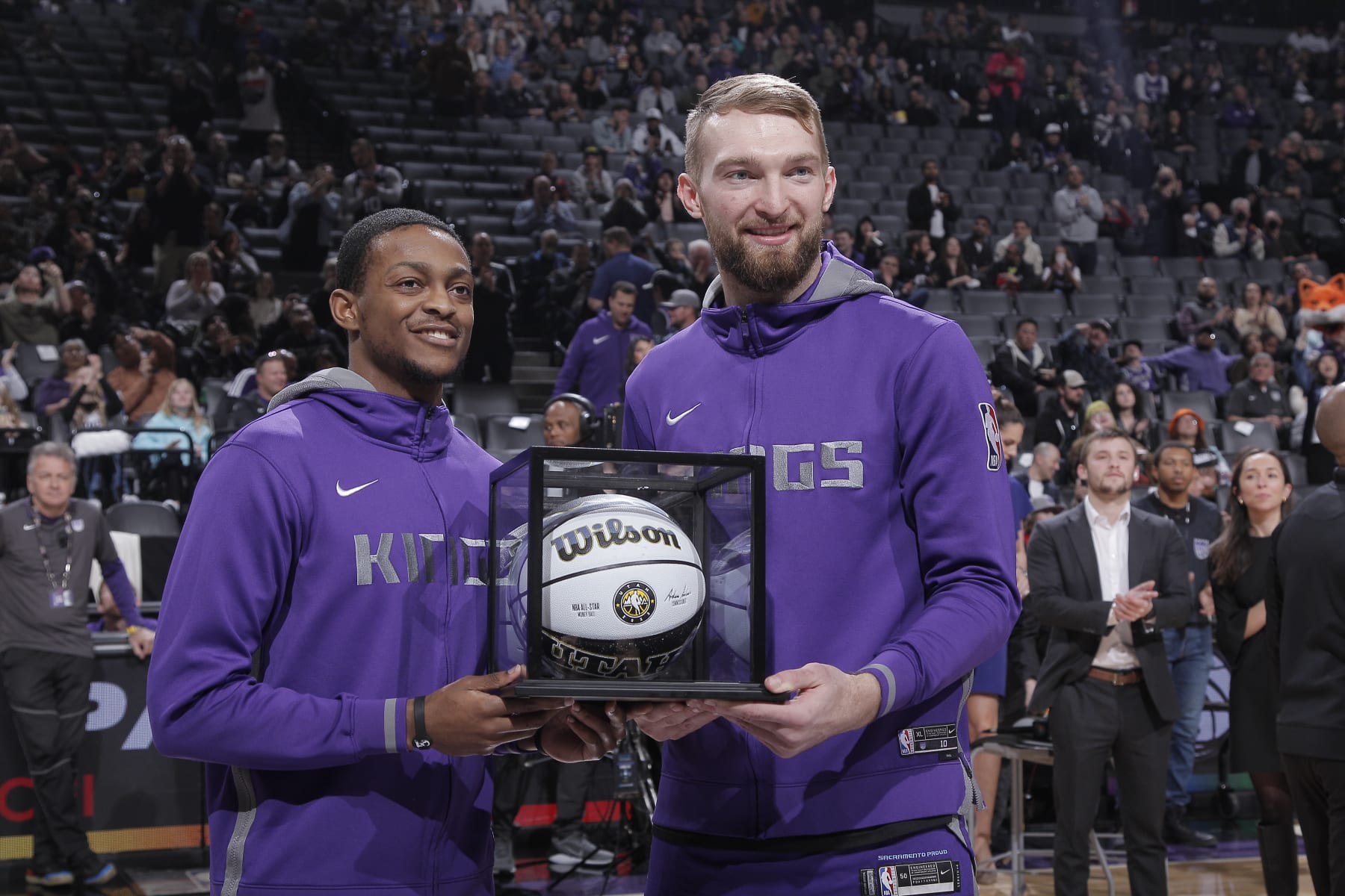 SACRAMENTO, CA - FEBRUARY 11: De'Aaron Fox #5 and Domantas Sabonis #10 of the Sacramento Kings are honored before the game for being selected to the NBA Allstar on February 11, 2023 at Golden 1 Center in Sacramento, California. NOTE TO USER: User expressly acknowledges and agrees that, by downloading and or using this photograph, User is consenting to the terms and conditions of the Getty Images Agreement. Mandatory Copyright Notice: Copyright 2023 NBAE (Photo by Rocky Widner/NBAE via Getty Images)