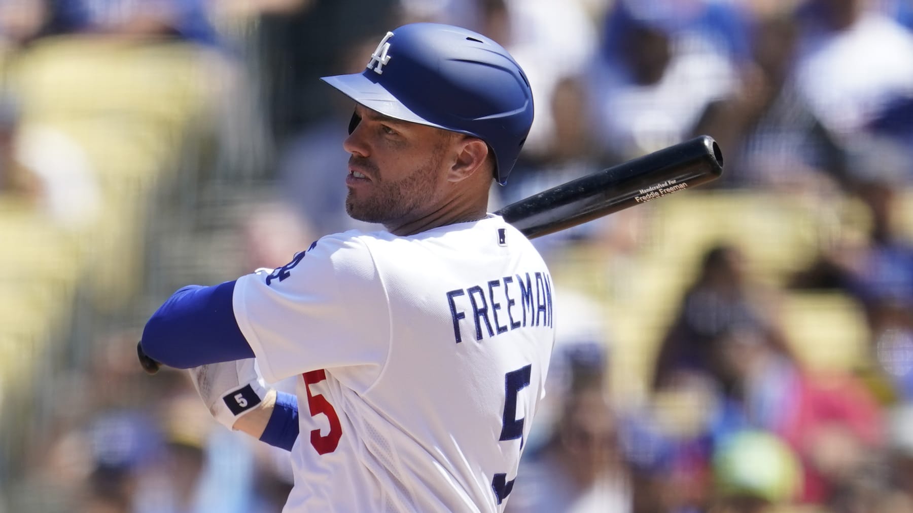 Los Angeles Dodgers' Freddie Freeman bats during a baseball game against the Miami Marlins Sunday, Aug. 21, 2022, in Los Angeles. (AP Photo/Marcio Jose Sanchez)