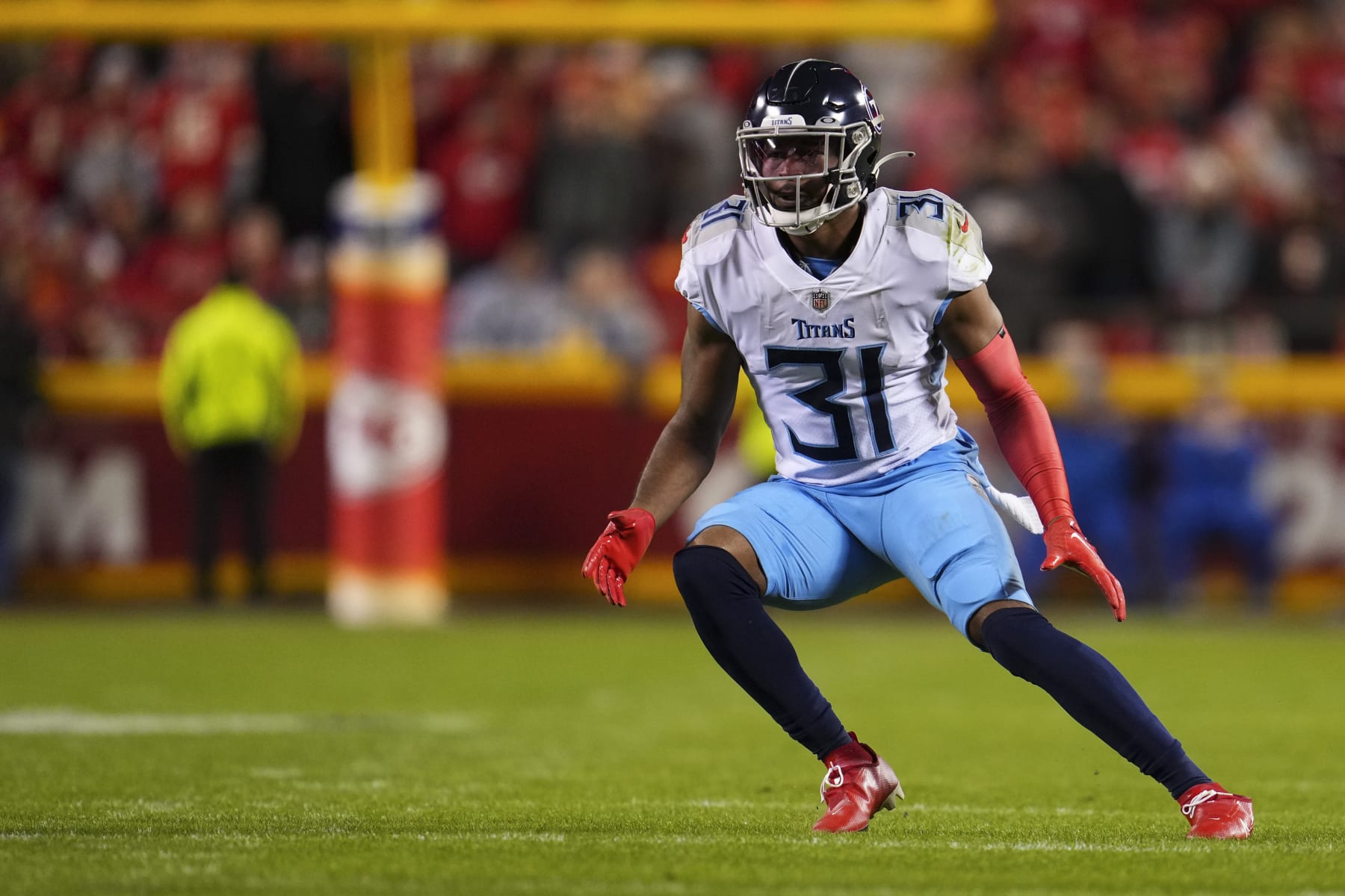 KANSAS CITY, MO - NOVEMBER 06: Kevin Byard #31 of the Tennessee Titans plays the field against the Kansas City Chiefs at GEHA Field at Arrowhead Stadium on November 6, 2022 in Kansas City, Missouri. (Photo by Cooper Neill/Getty Images)