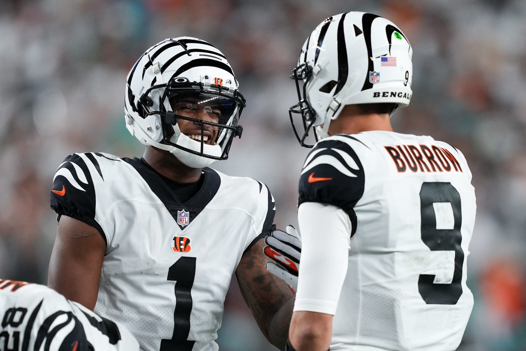 Ja'Marr Chase (left) and Joe Burrow (right)