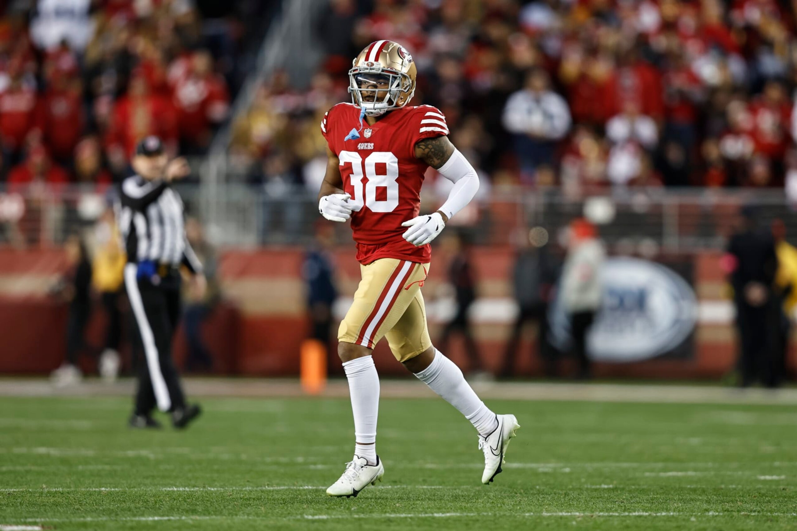 SANTA CLARA, CALIFORNIA - JANUARY 22: Deommodore Lenoir #38 of the San Francisco 49ers runs during an NFL divisional round playoff football game between the San Francisco 49ers and the Dallas Cowboys at Levi's Stadium on January 22, 2023 in Santa Clara, California. (Photo by Michael Owens/Getty Images)