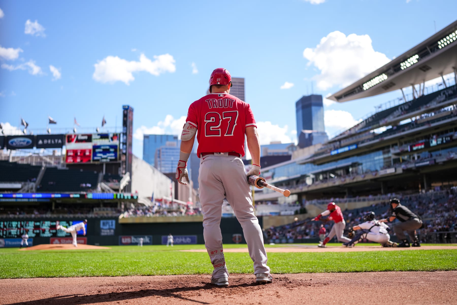 MINNEAPOLIS, MN - SEPTEMBER 25: Mike Trout #27 of the Los Angeles Angels looks on against the Minnesota Twins on September 25, 2022 at Target Field in Minneapolis, Minnesota. (Photo by Brace Hemmelgarn/Minnesota Twins/Getty Images)