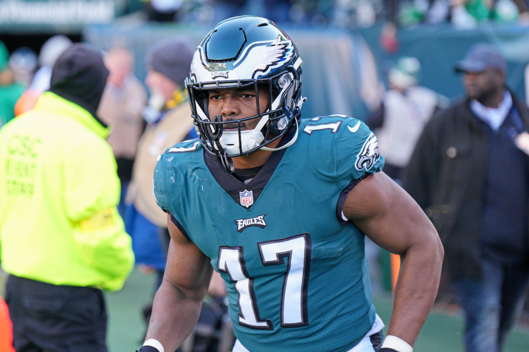 PHILADELPHIA, PA - DECEMBER 04: Philadelphia Eagles linebacker Nakobe Dean (17) looks on during the game between the Tennessee Titans and the Philadelphia Eagles on December 4, 2022 at Lincoln Financial Field in Philadelphia, PA. (Photo by Andy Lewis/Icon Sportswire via Getty Images)