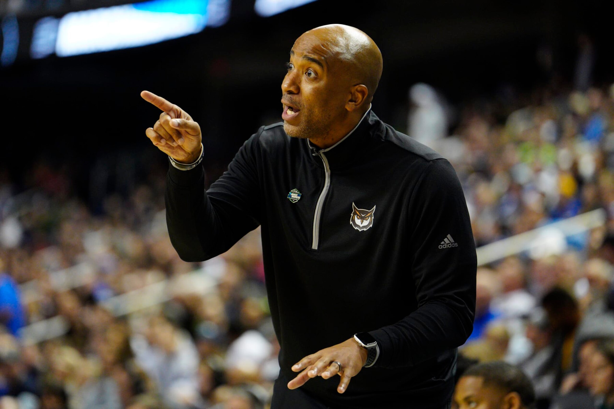 GREENSBORO, NORTH CAROLINA - MARCH 17: Head Coach Amir Abdur-Rahim of the Kennesaw State Owls gestures against the Xavier Musketeers during the second half in the first round of the NCAA Men's Basketball Tournament at The Fieldhouse at Greensboro Coliseum on March 17, 2023 in Greensboro, North Carolina. (Photo by Jacob Kupferman/Getty Images)