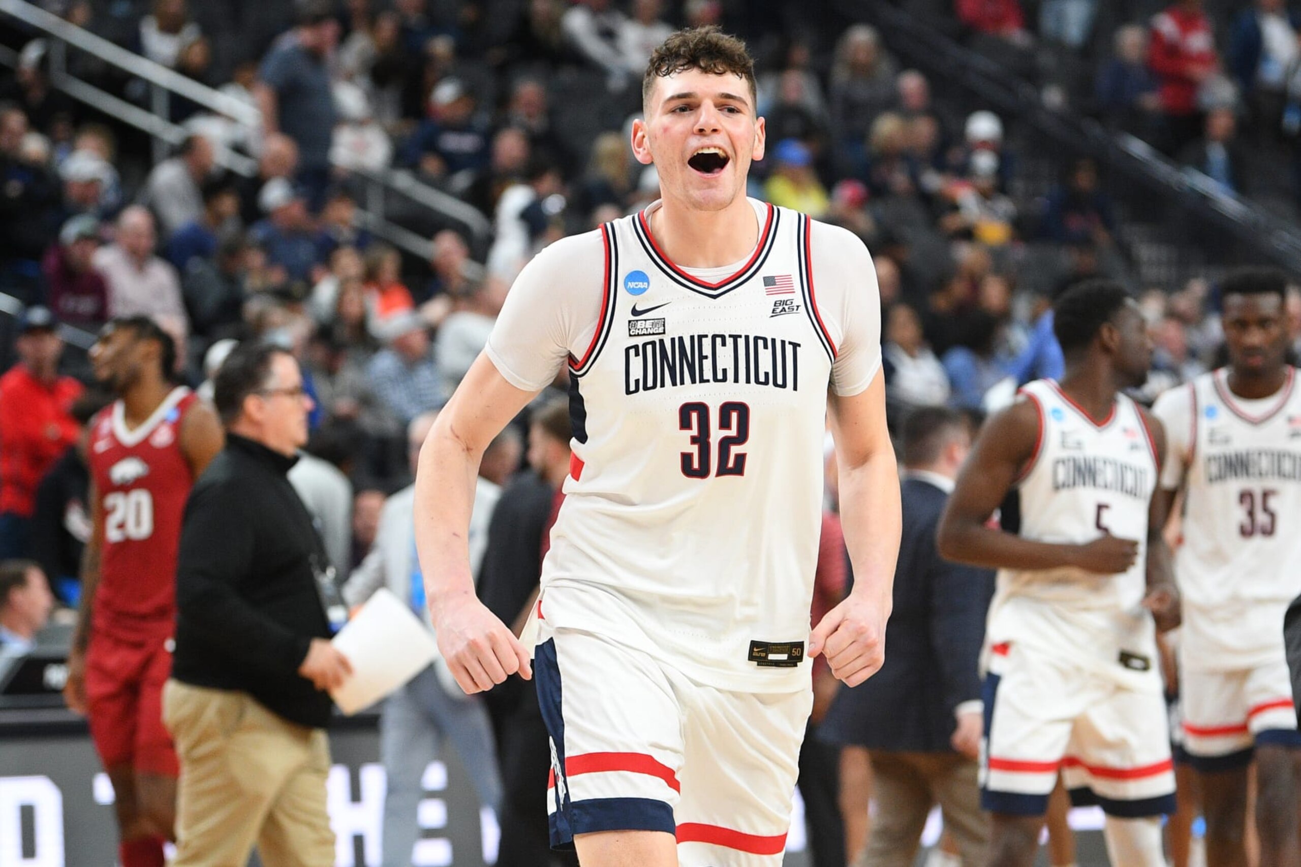 Connecticut's Donovan Clingan
