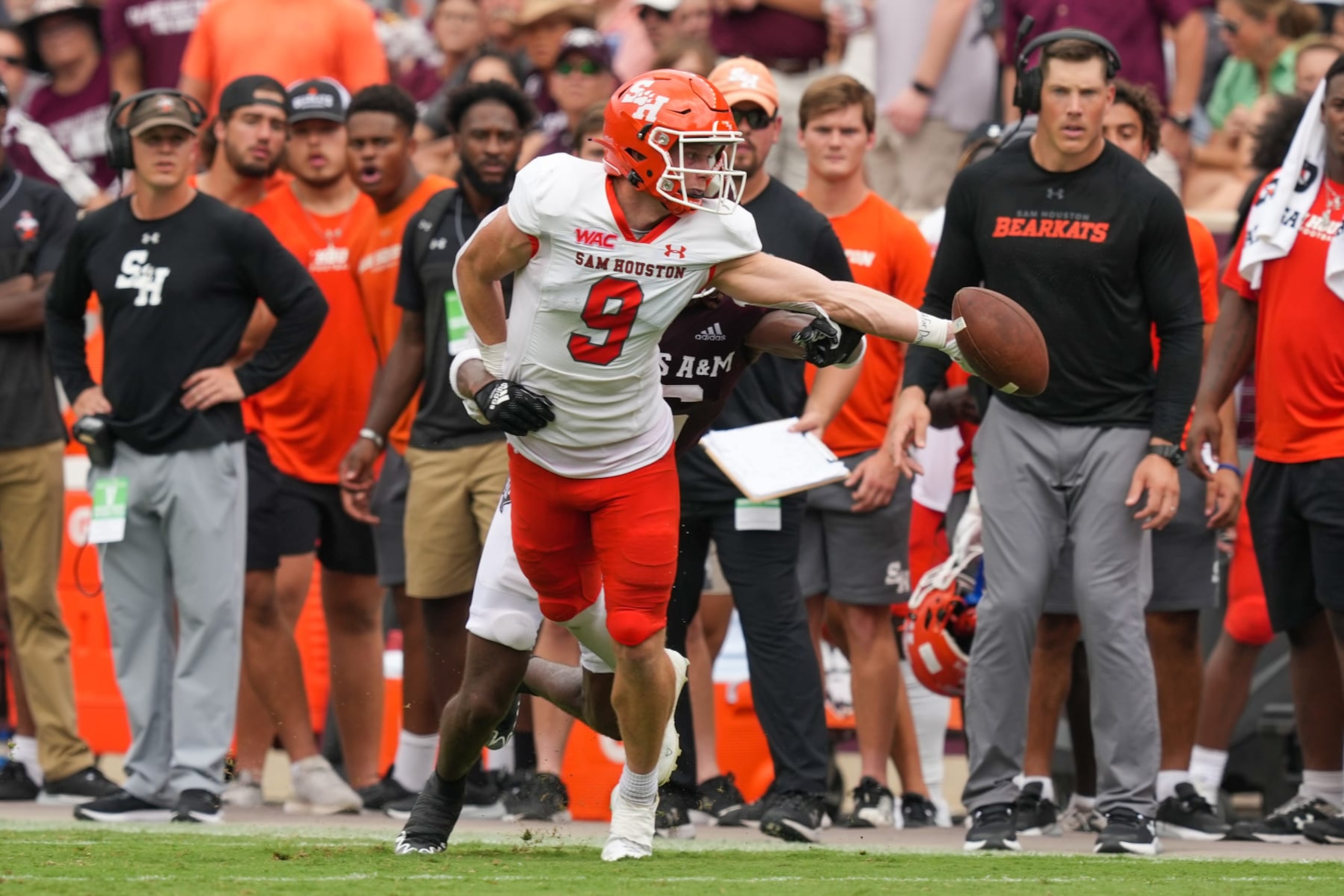 COLLEGE STATION, TX - SEPTEMBER 03: Sam Houston State Bearkats wide receiver Cody Chrest (9) reaches for the ball during the game between the Sam Houston State University Bearkats and the Texas A&M Aggies on September 3, 2022, at Kyle Field in College Station, Texas.  (Photo by Daniel Dunn/Icon Sportswire via Getty Images)