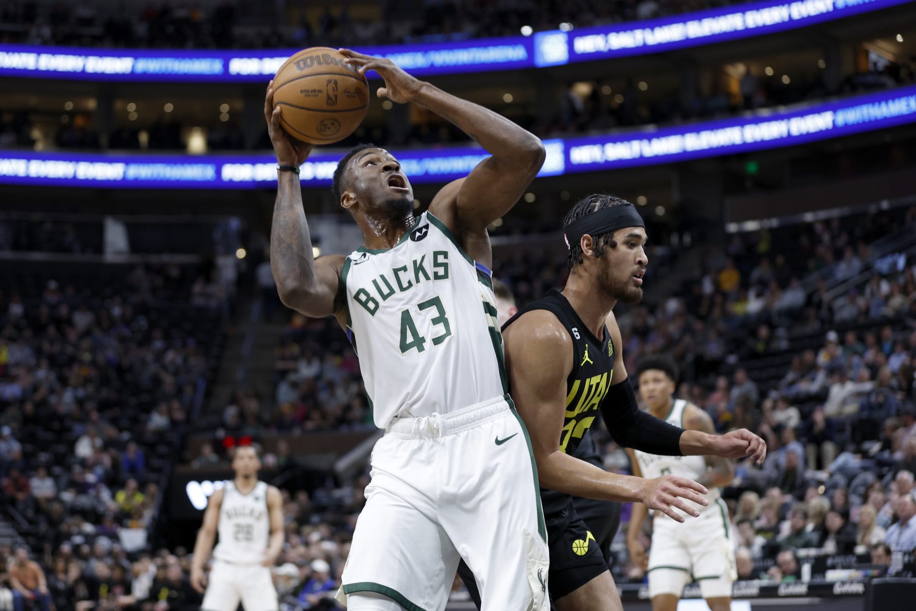 SALT LAKE CITY, UT - MARCH 24: Thanasis Antetokounmpo #43 of the Milwaukee Bucks goes to the basket against the Utah Jazz on March 24, 2023 at vivint.SmartHome Arena in Salt Lake City, Utah. NOTE TO USER: User expressly acknowledges and agrees that, by downloading and or using this Photograph, User is consenting to the terms and conditions of the Getty Images License Agreement. Mandatory Copyright Notice: Copyright 2023 NBAE (Photo by Jeff Swinger/NBAE via Getty Images)