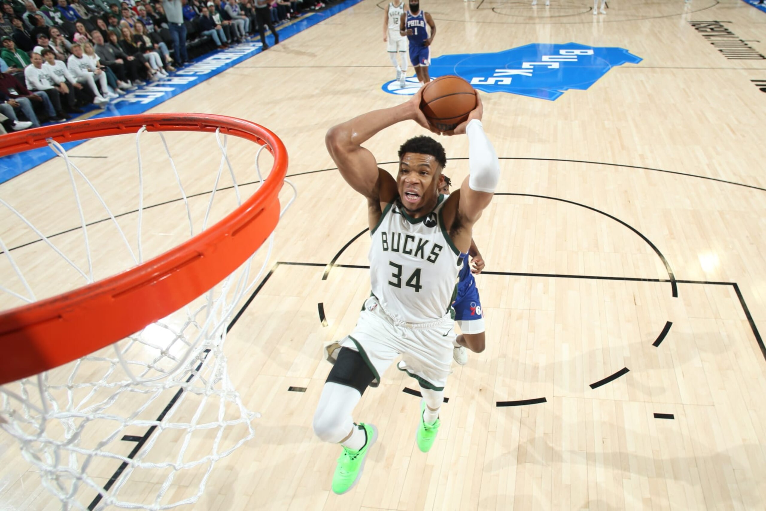 MILWAUKEE, WI - APRIL 2: Giannis Antetokounmpo #34 of the Milwaukee Bucks dunks the ball during the game against the Philadelphia 76ers on April 2, 2023 at the Fiserv Forum Center in Milwaukee, Wisconsin. NOTE TO USER: User expressly acknowledges and agrees that, by downloading and or using this Photograph, user is consenting to the terms and conditions of the Getty Images License Agreement. Mandatory Copyright Notice: Copyright 2023 NBAE (Photo by Gary Dineen/NBAE via Getty Images).