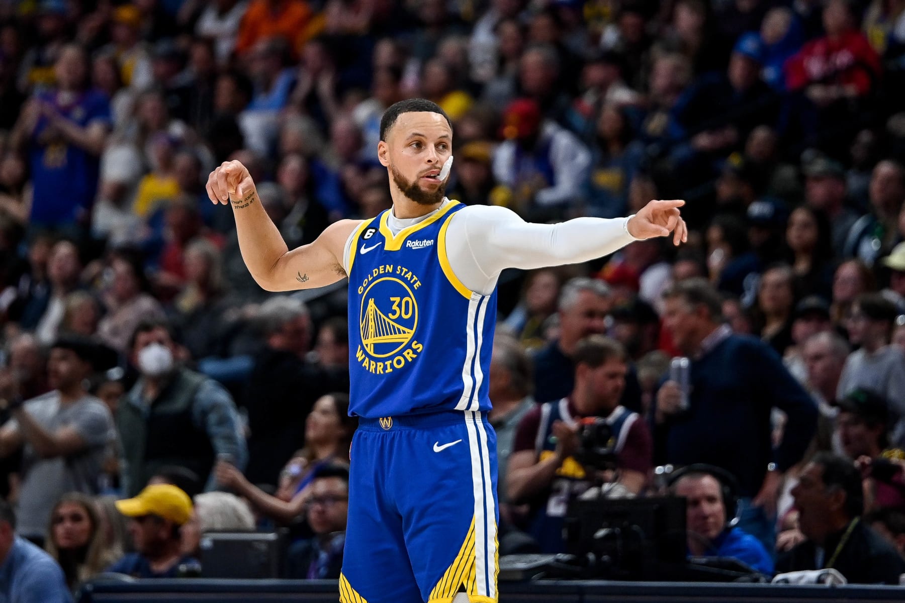 DENVER, CO - APRIL 2: Stephen Curry #30 of the Golden State Warriors looks on in a game against the Denver Nuggets at Ball Arena on April 2, 2023 in Denver, Colorado. NOTE TO USER: User expressly acknowledges and agrees that, by downloading and or using this photograph, User is consenting to the terms and conditions of the Getty Images License Agreement. (Photo by Dustin Bradford/Getty Images)